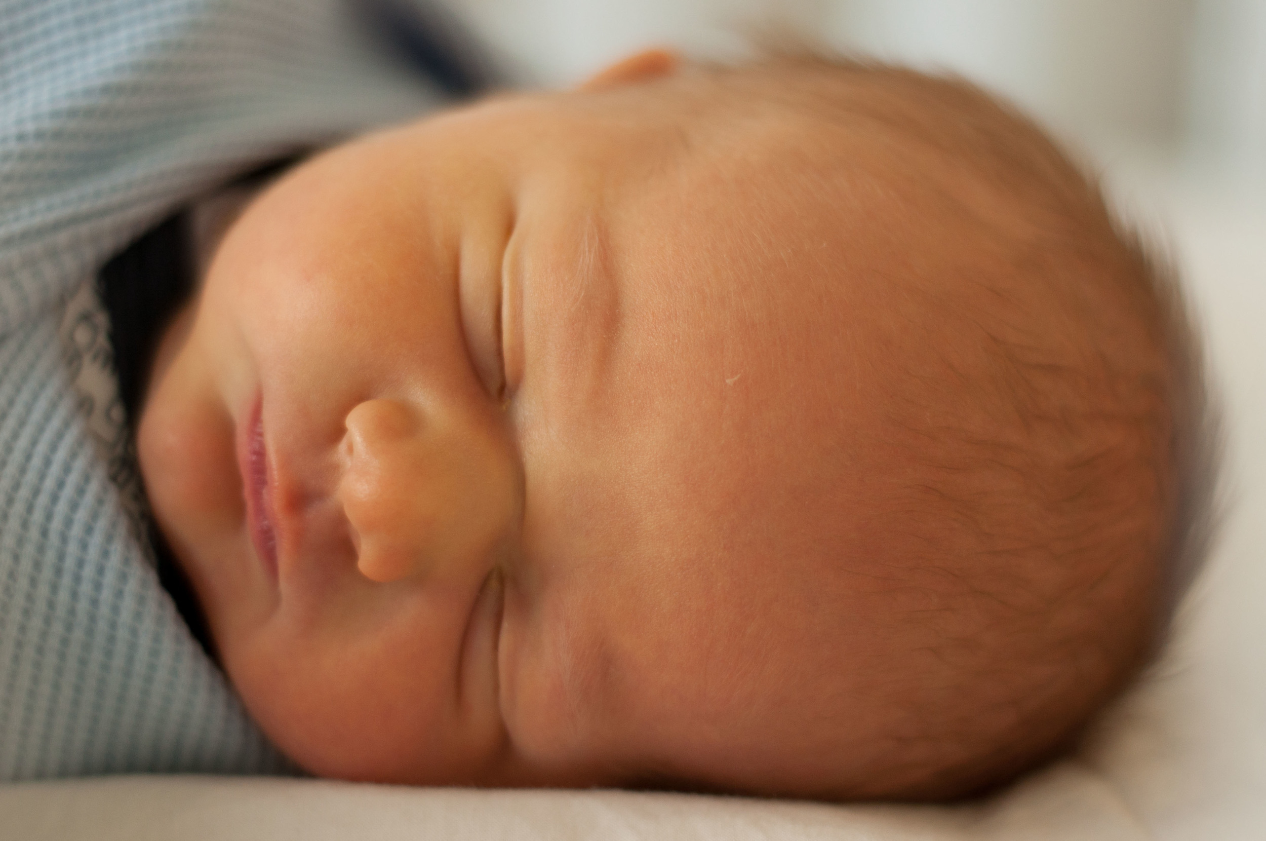 Dylan Birth and Week 1-014_edited-1.jpg