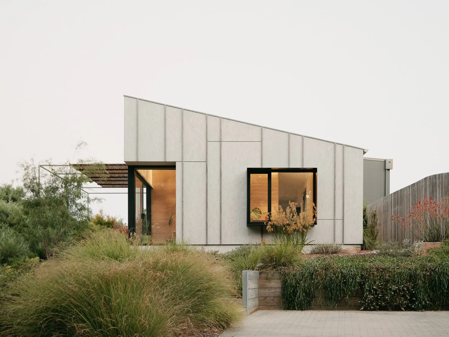 sibling house2