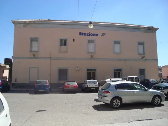 photo 25 Back of Train Station.JPG