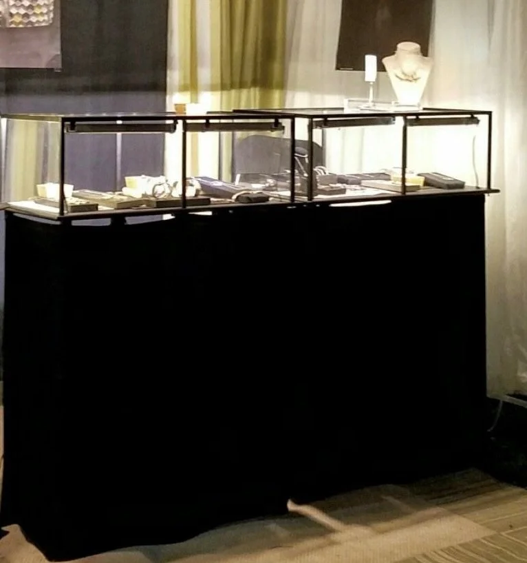 MeriEllenTaylor-booth.jpg