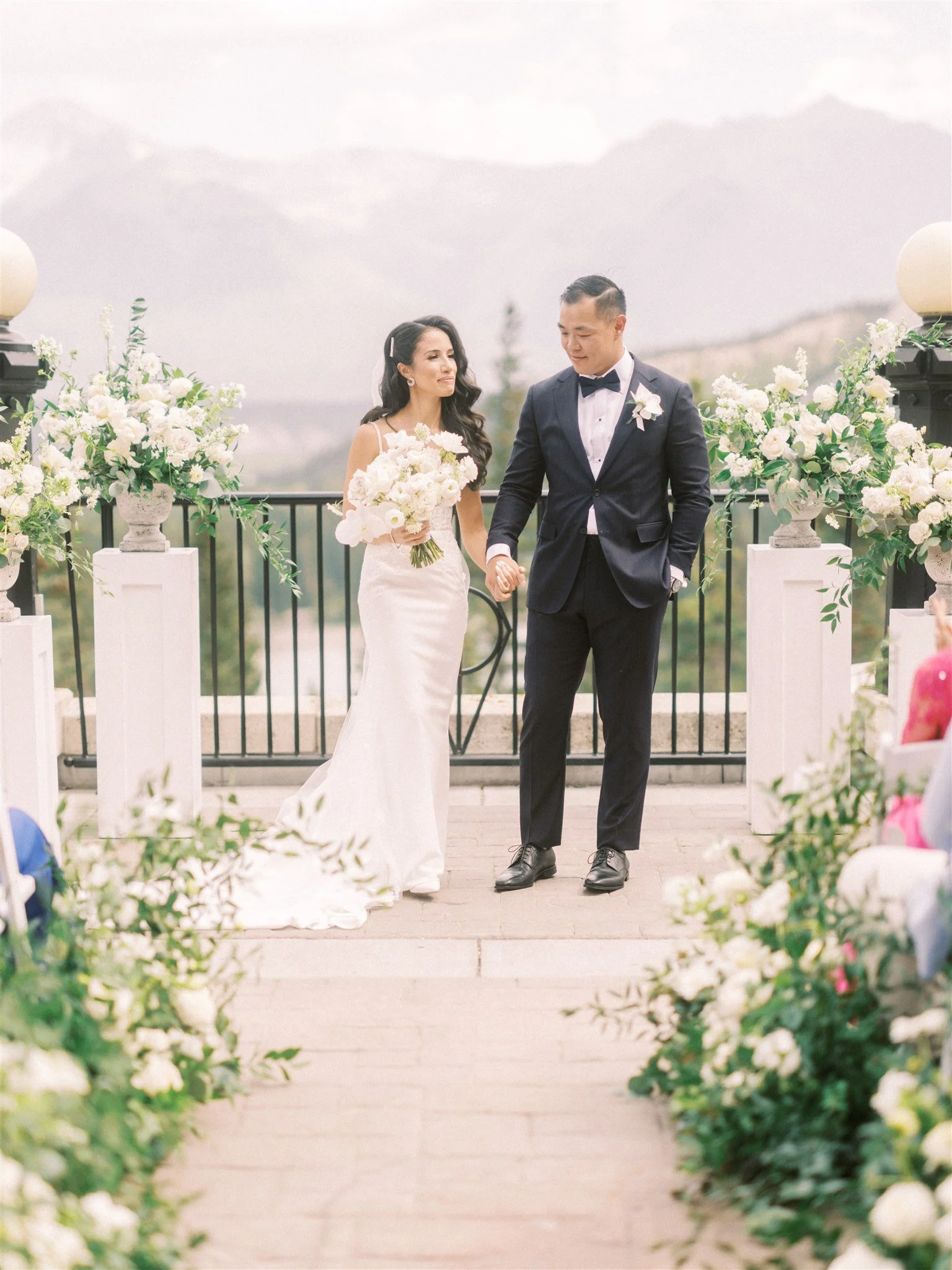 calgary-wedding-photographers-nicole-sarah-fairmont-banff-springs-SR-243.jpg