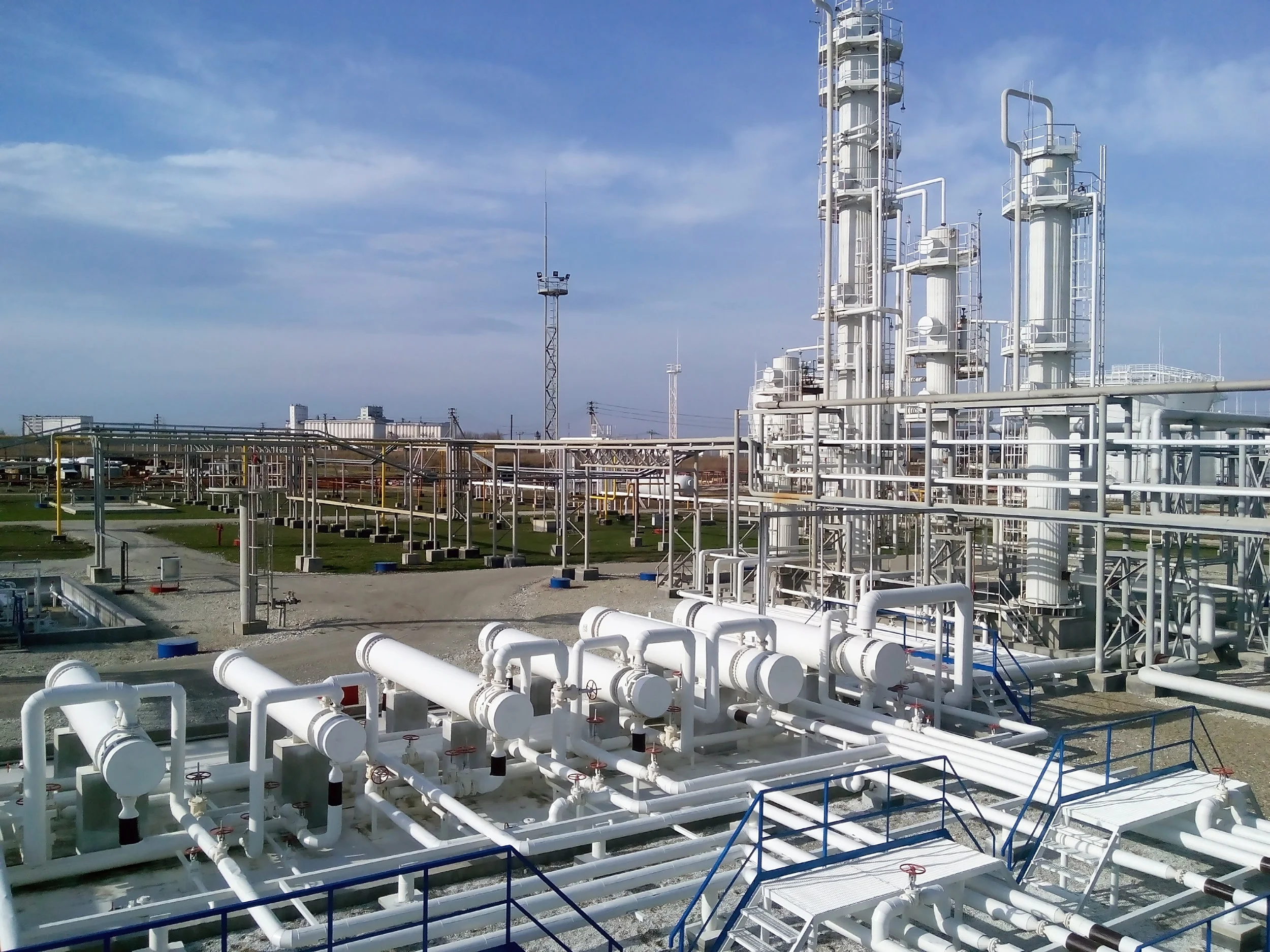 LE.Industrial.Ind.for.vb.oil.ref.263.jpg