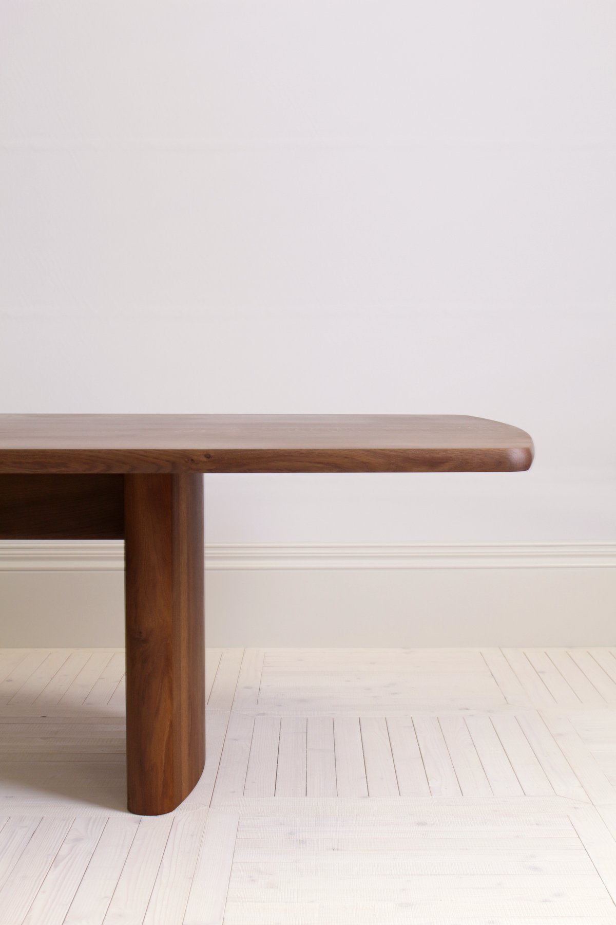 Byron & Gómez4Pippa dining table - Fumed Oak.jpg