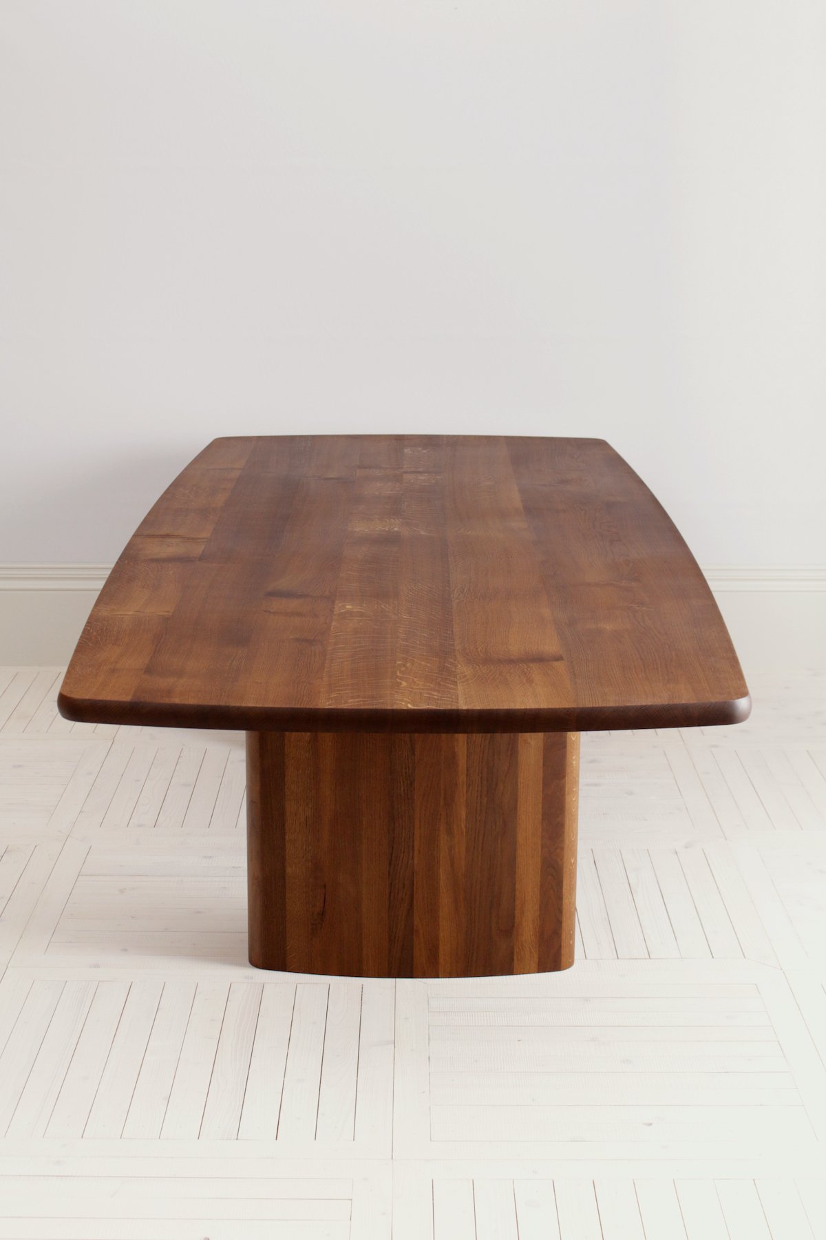 Byron & Gómez25Pippa dining table - Fumed Oak.jpg