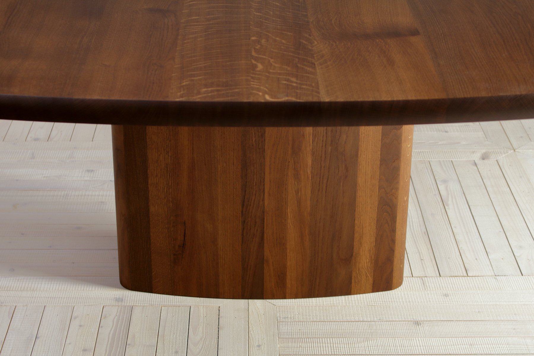 Byron & Gómez34Pippa dining table - Fumed Oak.jpg