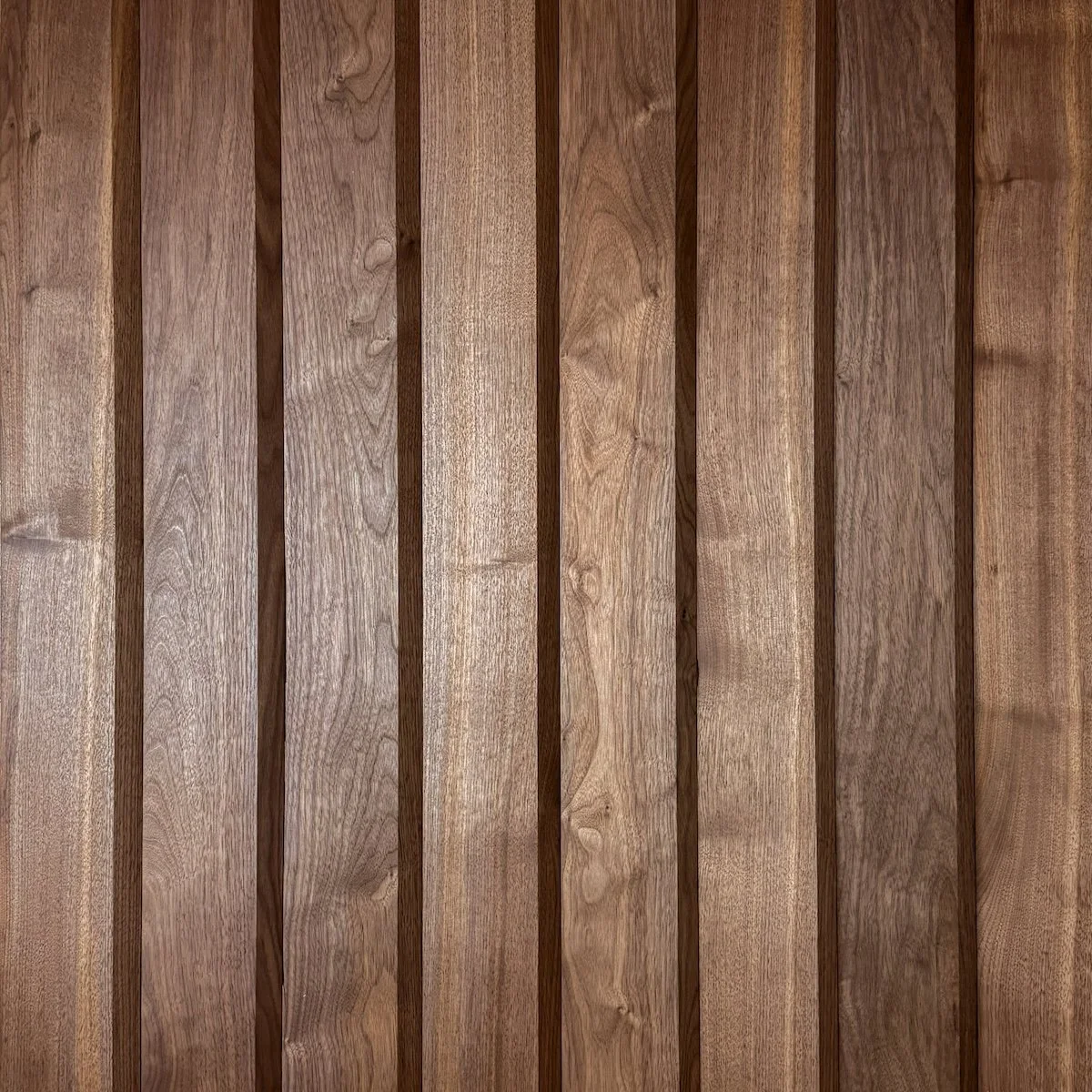 LM04 WALNUT.jpg