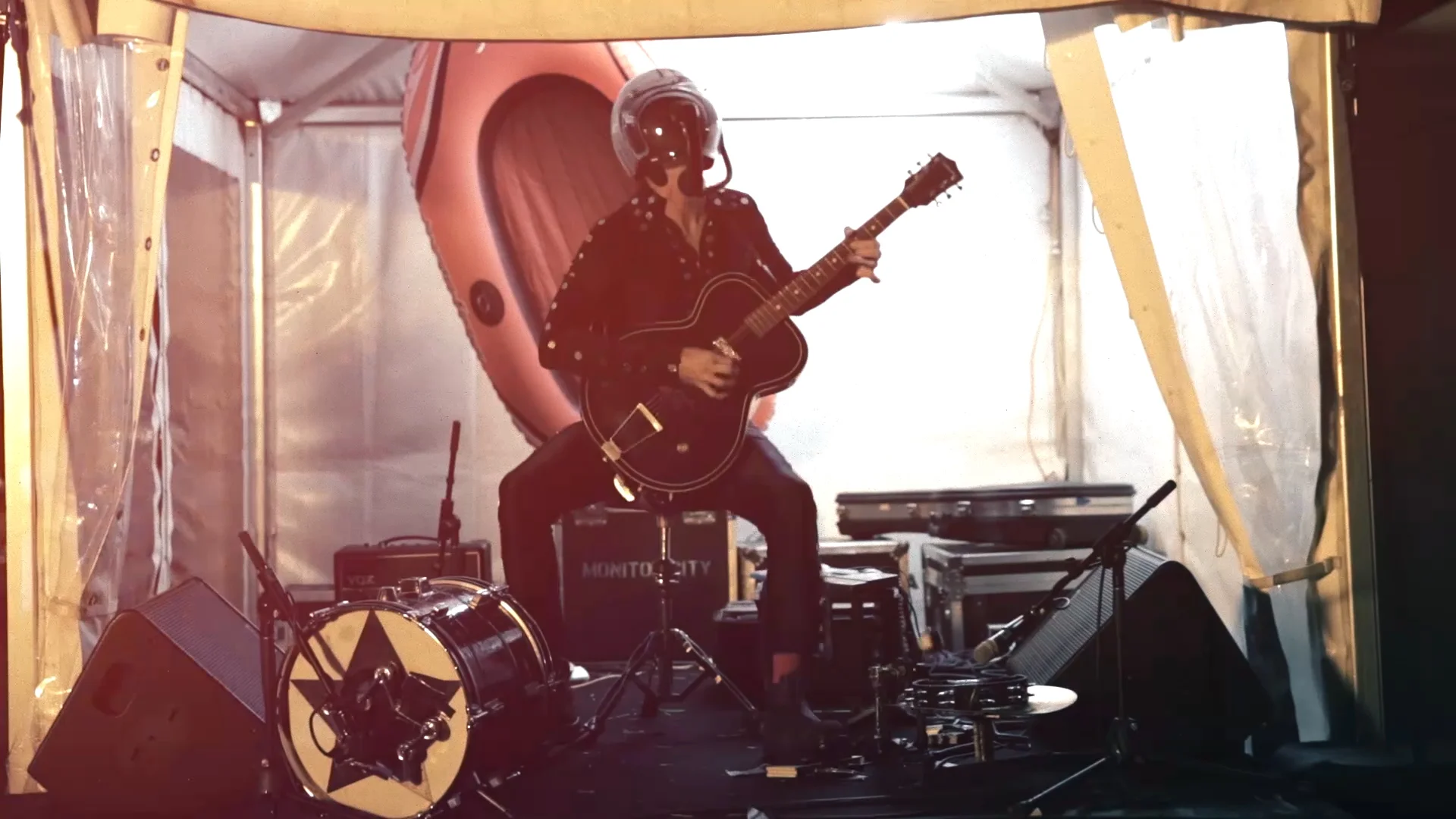 Oliver Chaffe | Melbourne Video Production and Motion Graphics | Levis Ride The Night