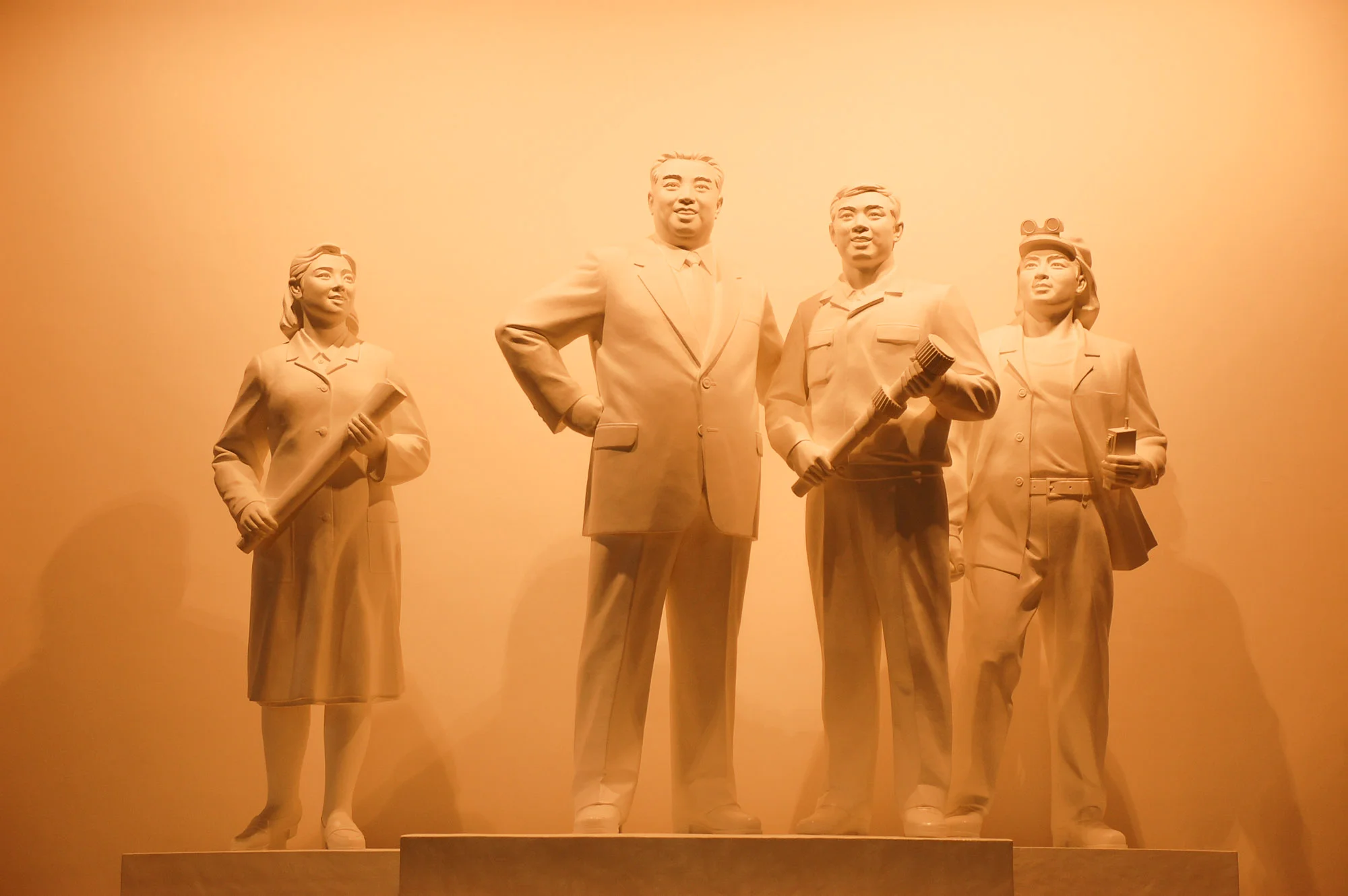 SP_1026849931_a0770b29b0_o_North Korea — Pyongyang_2007_WOS383008 x 2000.jpg