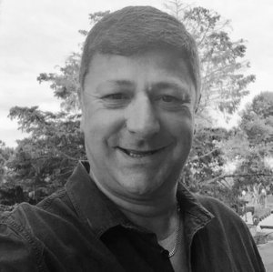 Martin Collyer Trustee | Business e: trustees@westwiltsvineyard.com