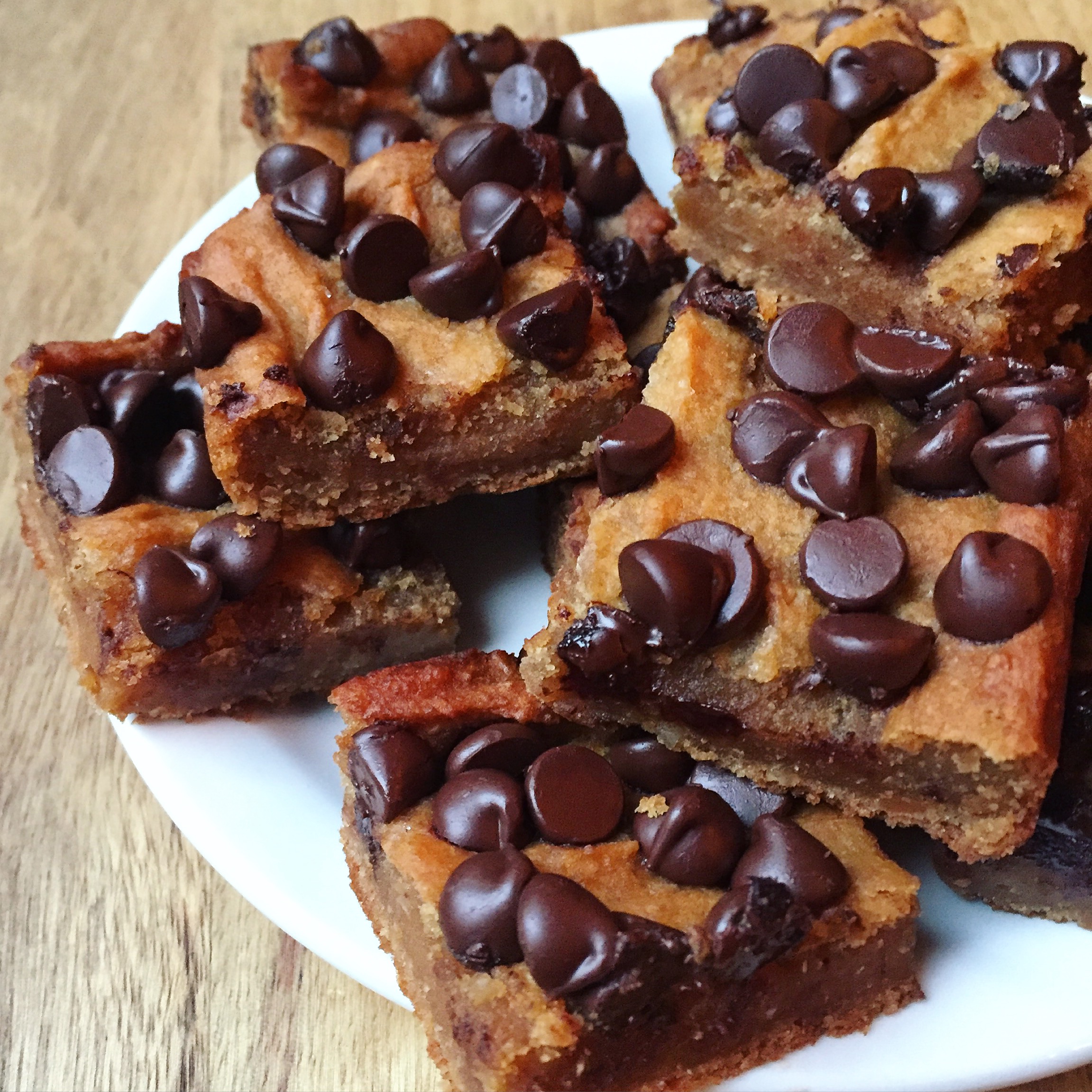 Chocolate Chip Peanut Butter Bars