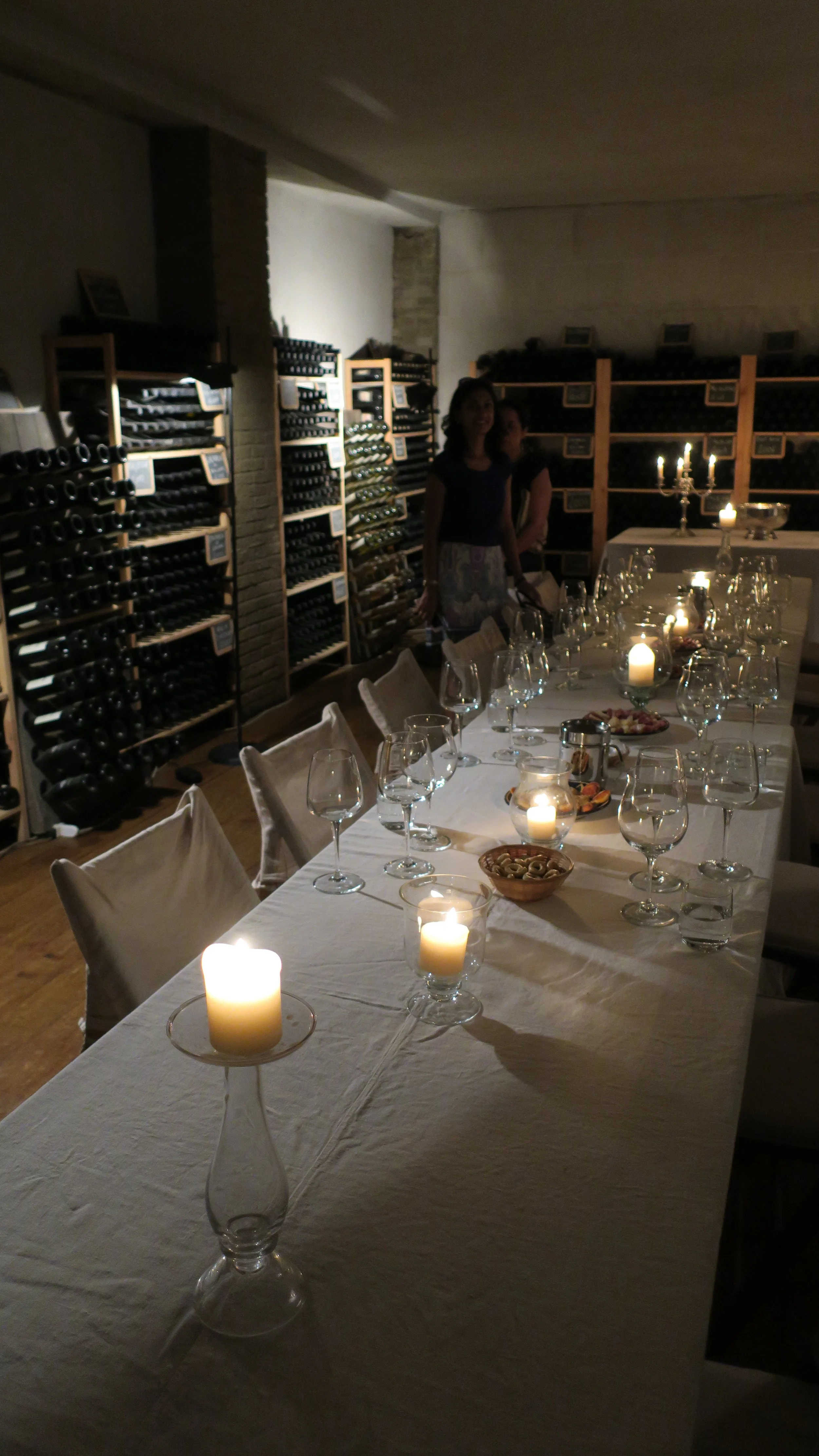 Tasting room at VIlla Tirrena (Photo credit: Sumilier)