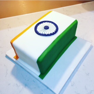 As much as I love and thank gracefully, the countries (🇬🇧, 🇭🇰) that have adopted me over the years of my life, it’s a different matter when you have your entire youth, family and childhood friends to drive home the point- that one single identity that belongs to me and can never be taken away - being an #indian first, foremost and innermost! Happy #IndependenceDay to my country. Saluting 🙇🏻♀️ our countrymen who fought for this day. The patriotism 🇮🇳 does come out very often through my Cakes, Cricket, Wall Hangings, Clothes, Wines and Culinary skills amongst many others you can see me in! Happy Independence Day, Happy Raksha Bandhan to my brothers and Happy Avaniavittam to all my Brahmin boys (including husband!) who sincerely changed their threads today at 6 am! Trio celebrations today 🎉! Ya we Indians love celebrating. The togetherness makes us happy! And why not? 😁💕
.
.
#sumiliertasting #indialover #proudindian #loveindia #desigirl #indiaindependenceday
.
#indian #indianarmy #indianfestivals #celebrations🎉