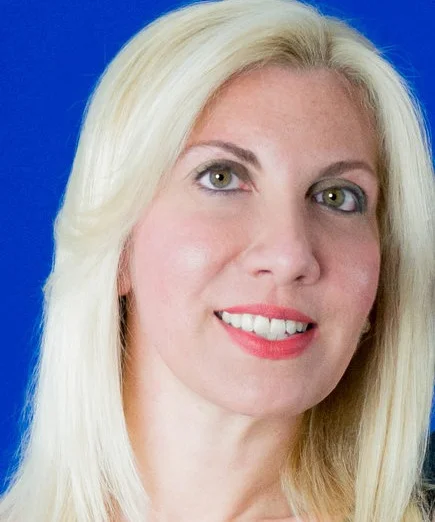 Dr Avra Lyraki