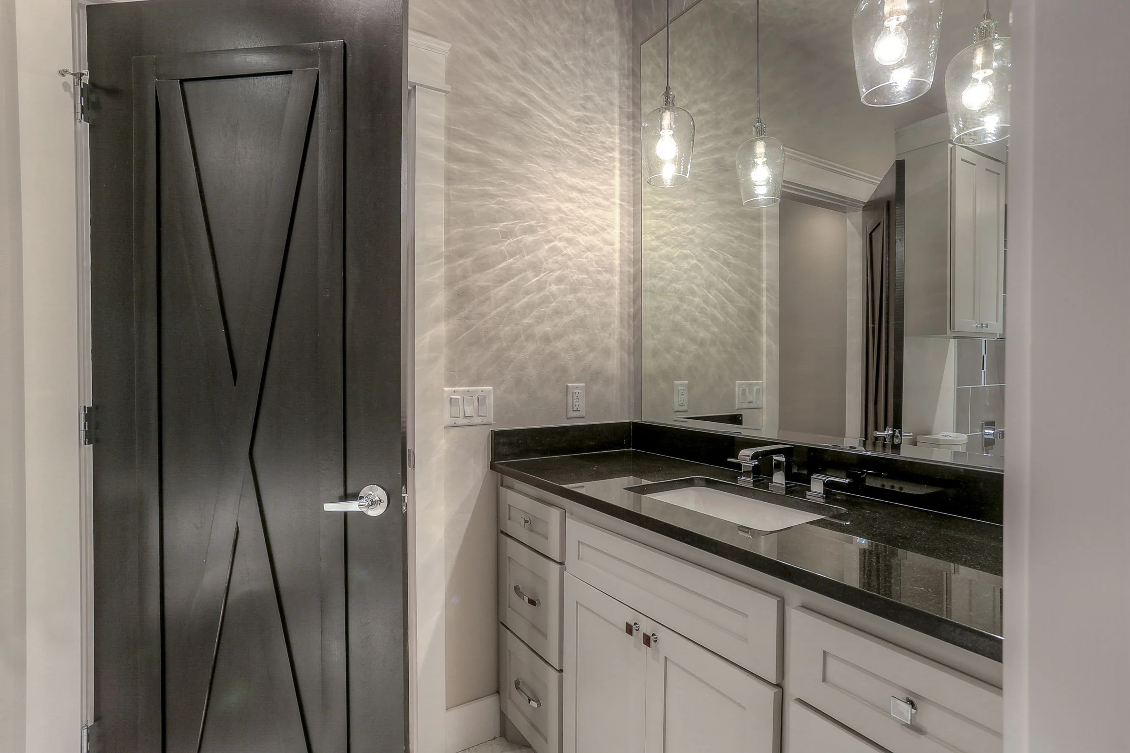 usptairs-bath-1-v-2.jpg