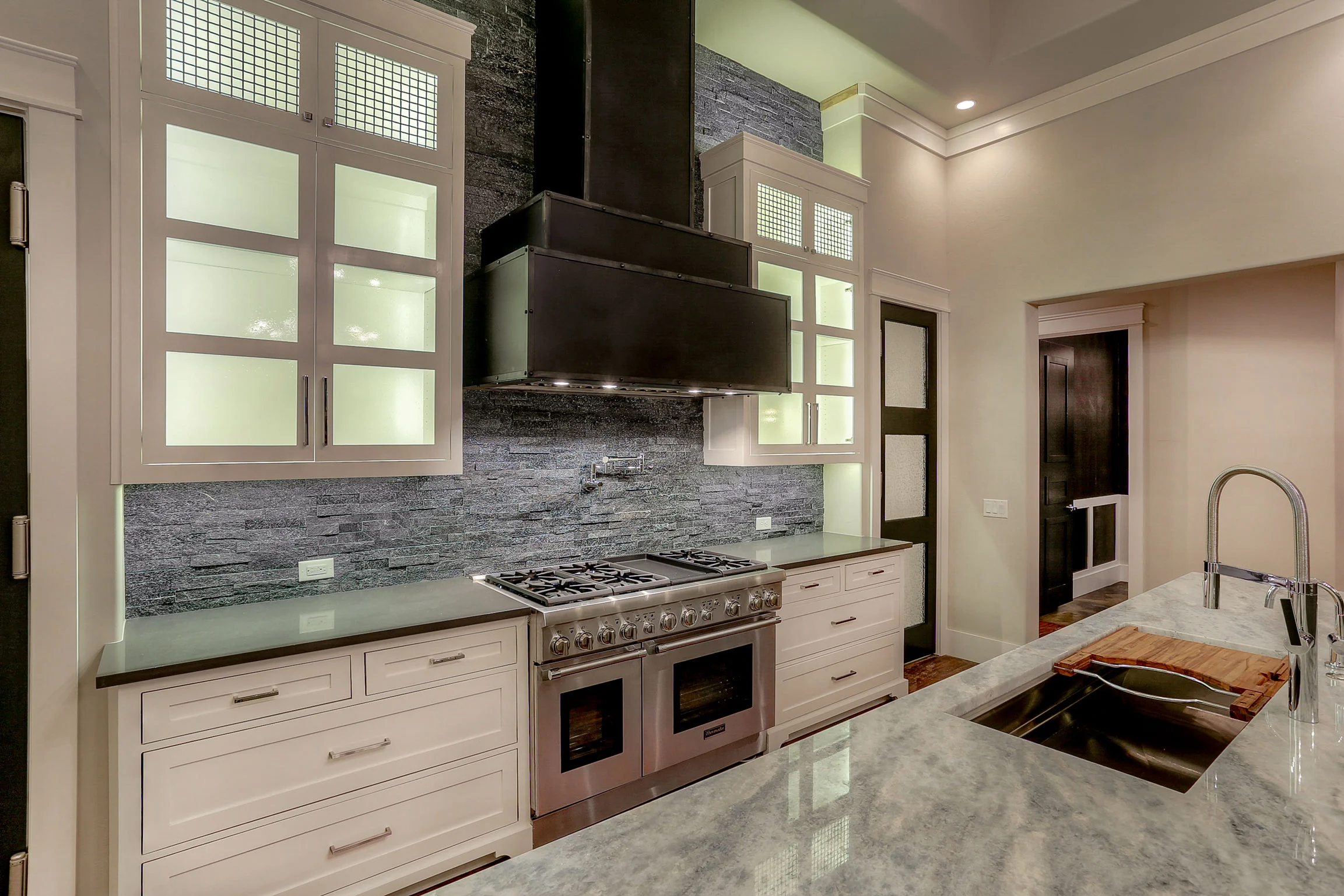 kitchen-stove-oven.jpg