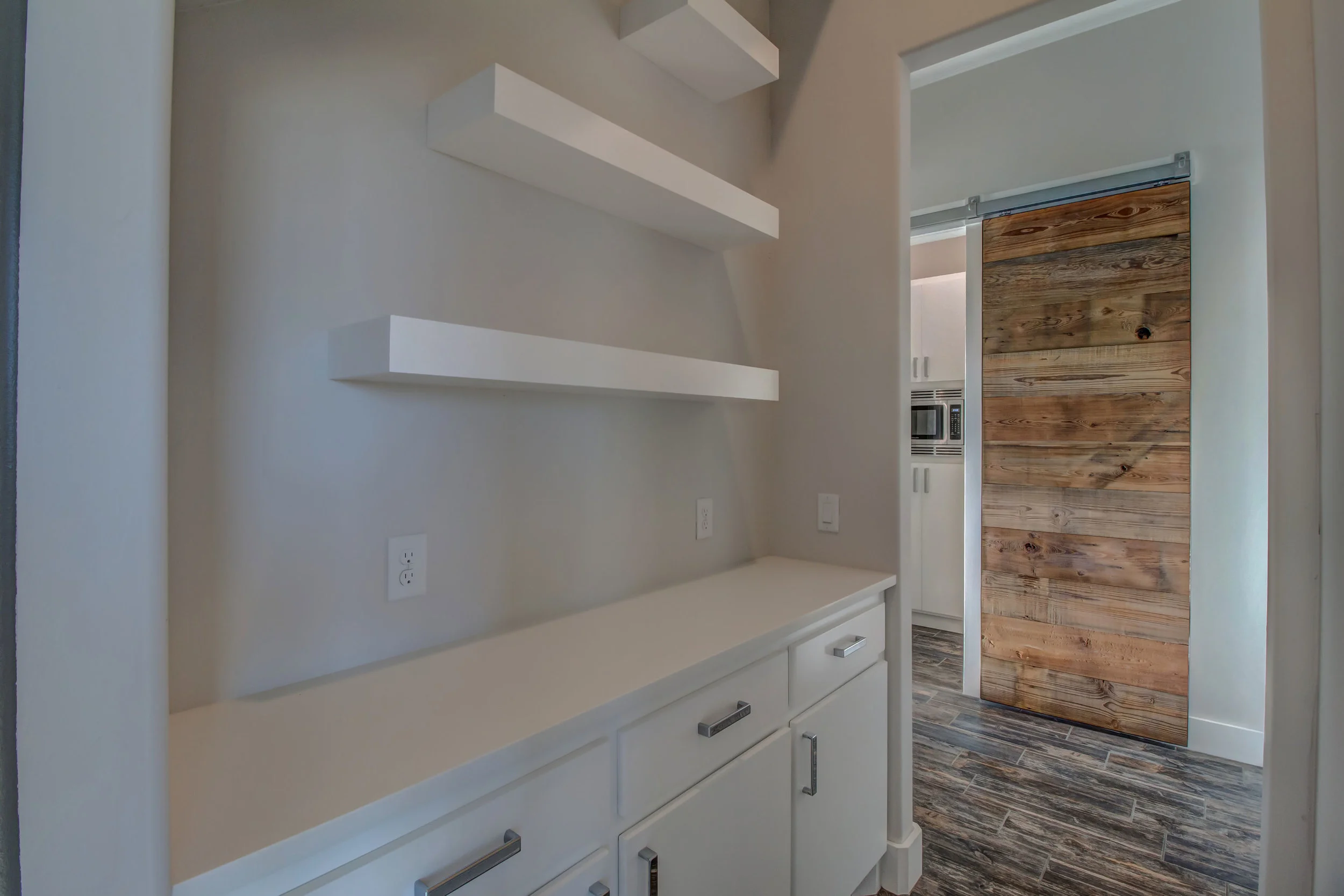 15304-Kestral-Lake-Dr-Interiors-MedRes-7.jpg