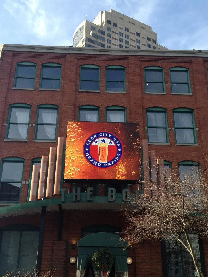 the b.o.b._led wall.jpg