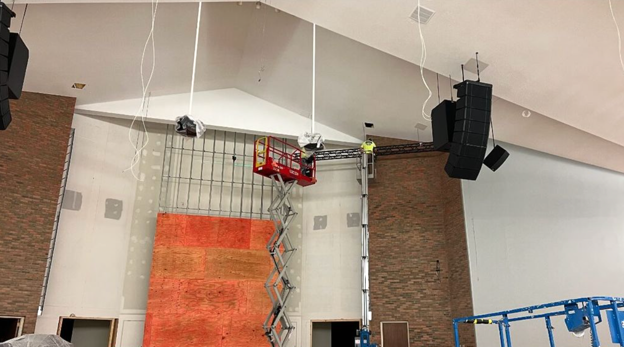 


EAW KF810 Line Array