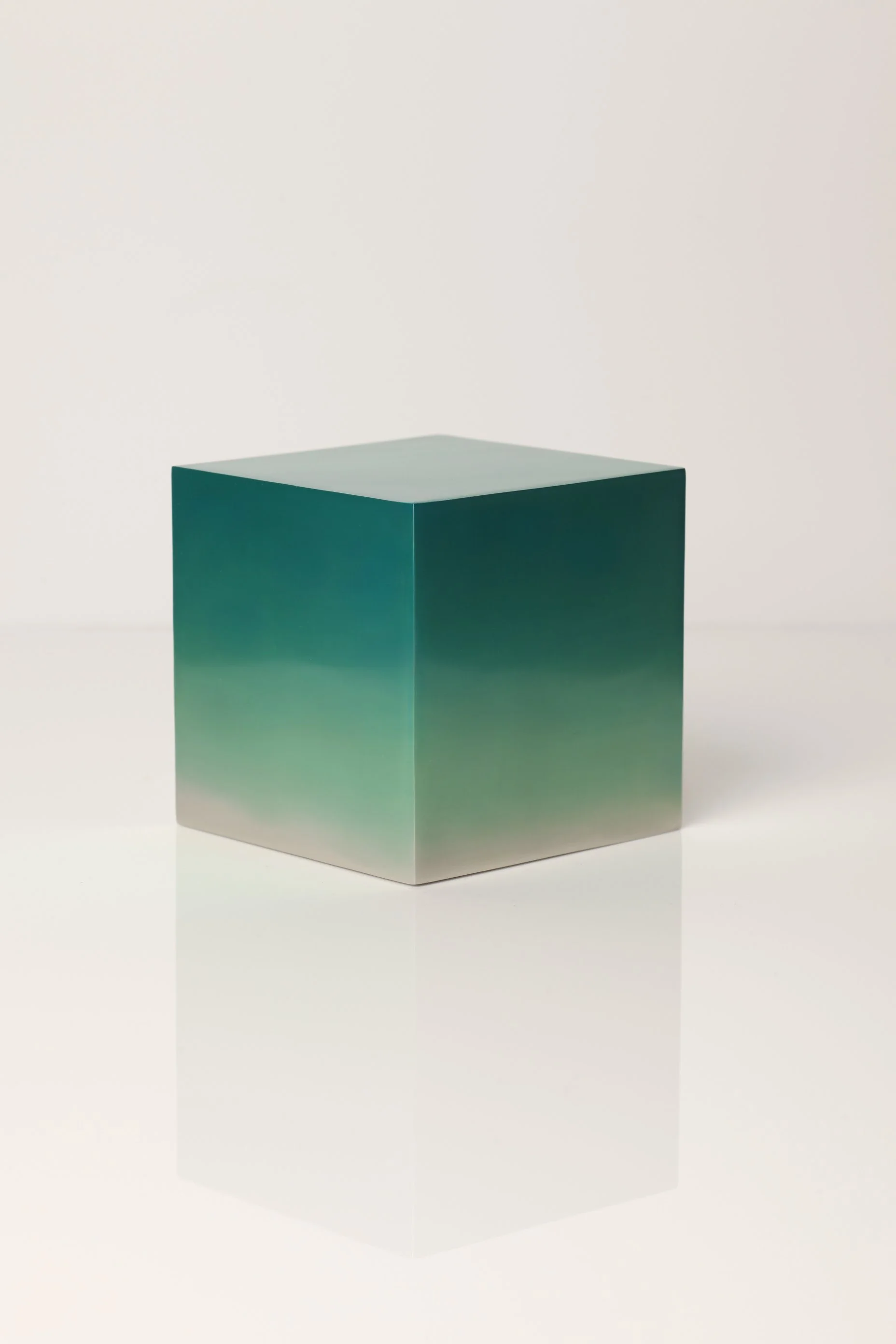 Cube_10_4x4x4_Water_Dye_Anodized_Aluminum_Miya_Ando_2014.JPG