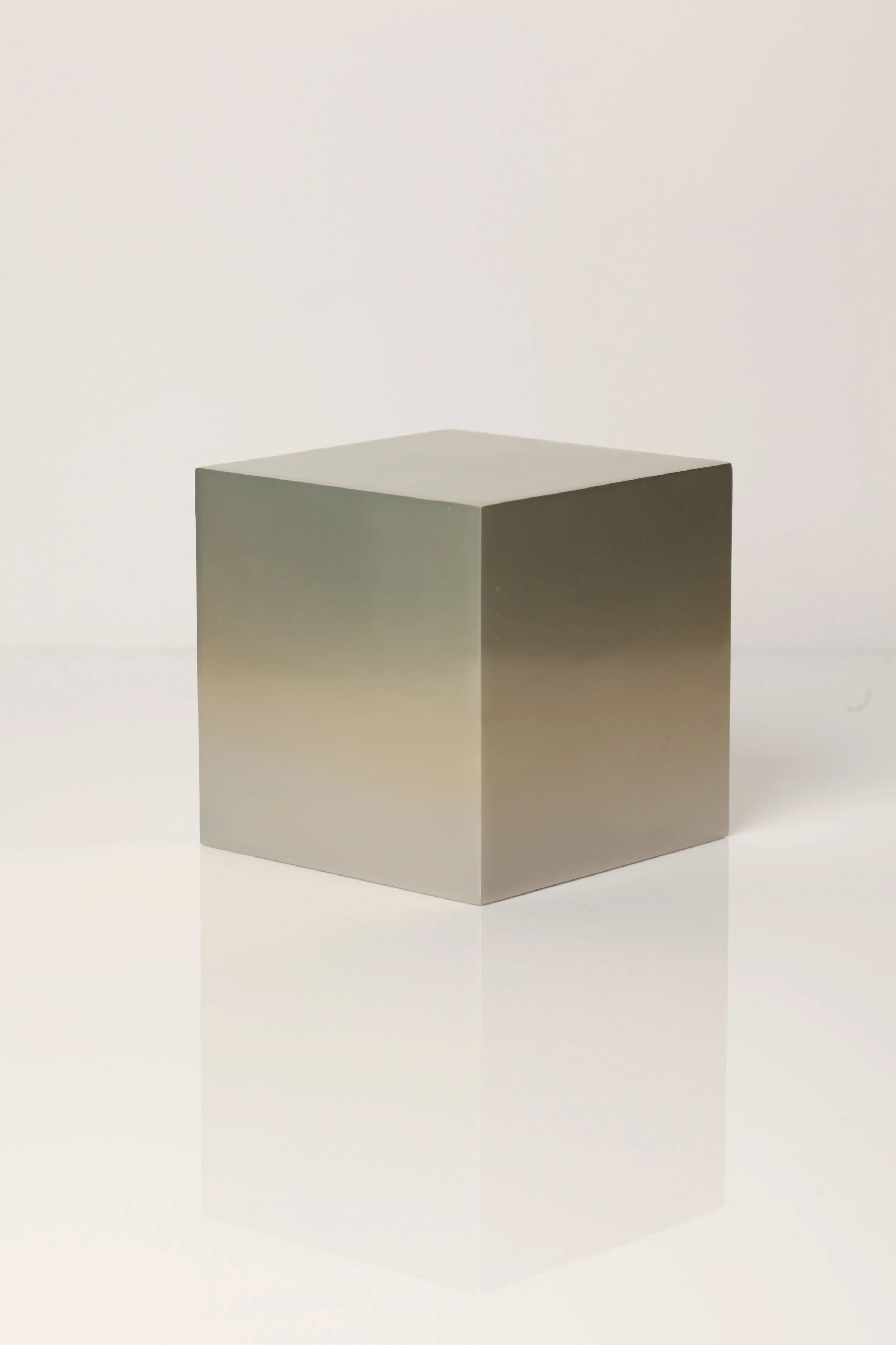 reflection cube 2.0 27_miya ando.JPG