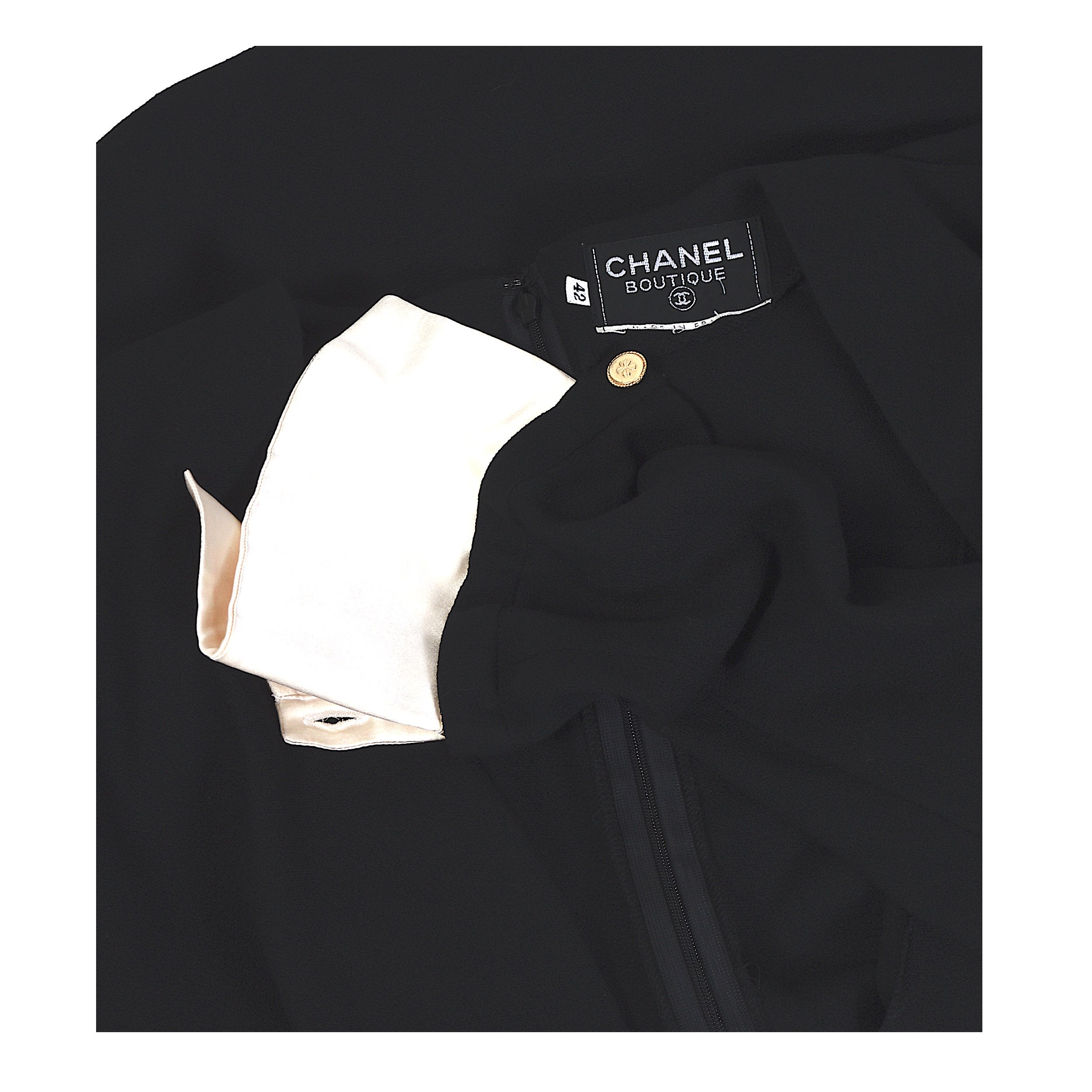 Chanel-white-cuffs-black-dress-vv-8.jpg