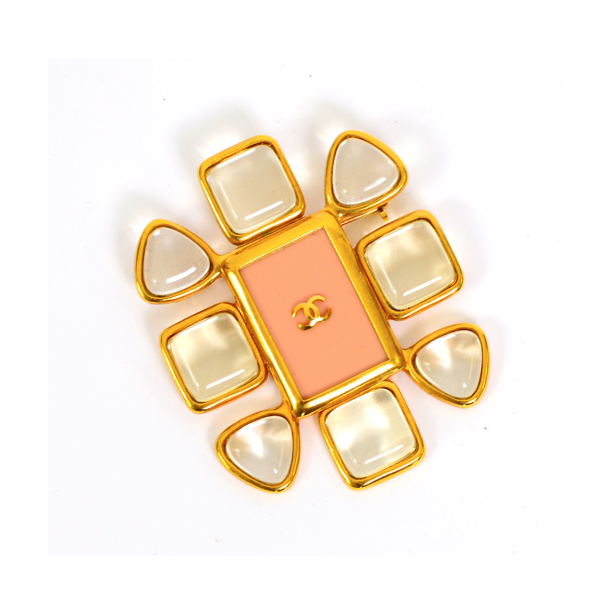 Chanel-brooch-9.jpg