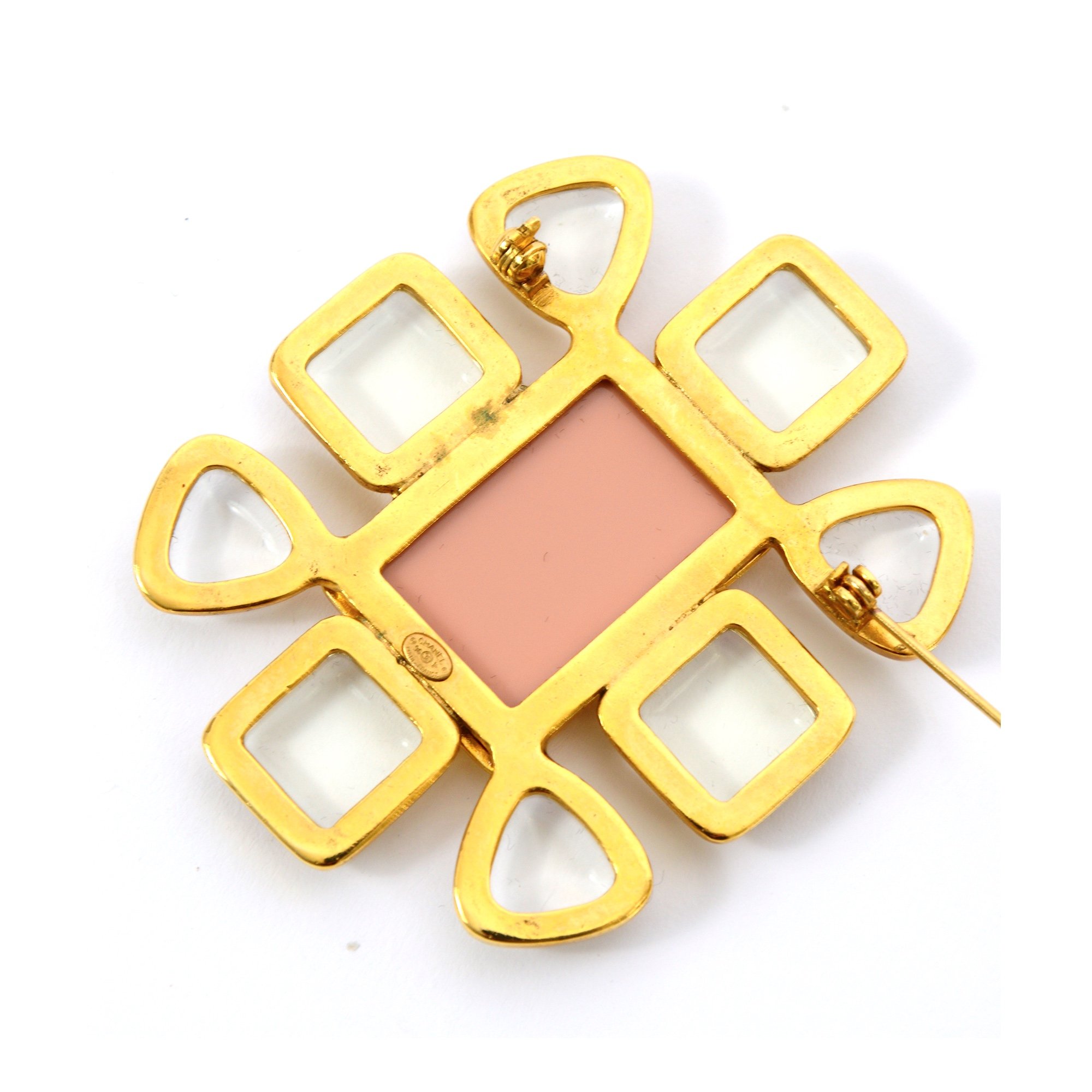 Chanel-brooch-8.jpg