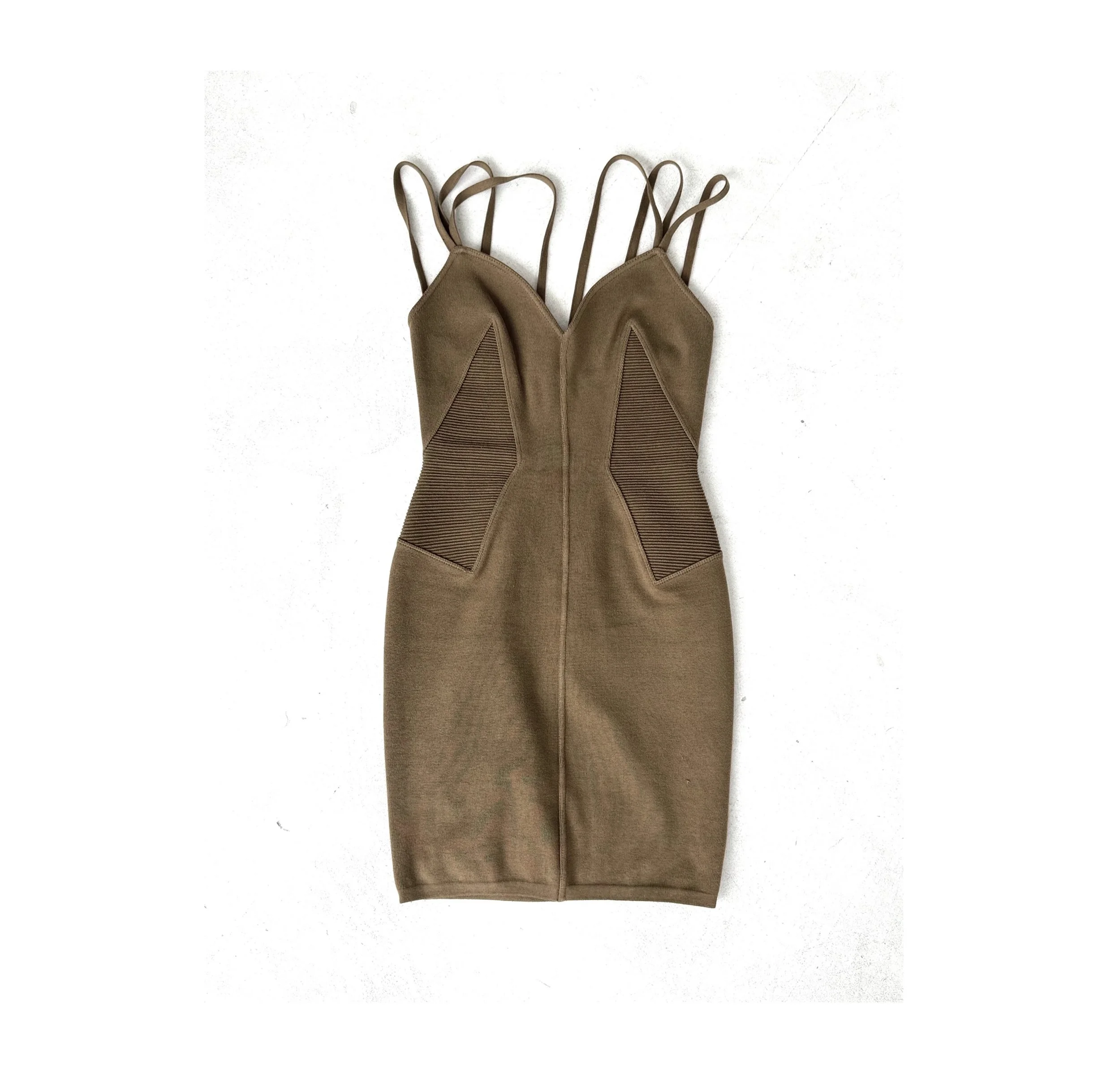 Alaia-olive-vv-flat.jpg