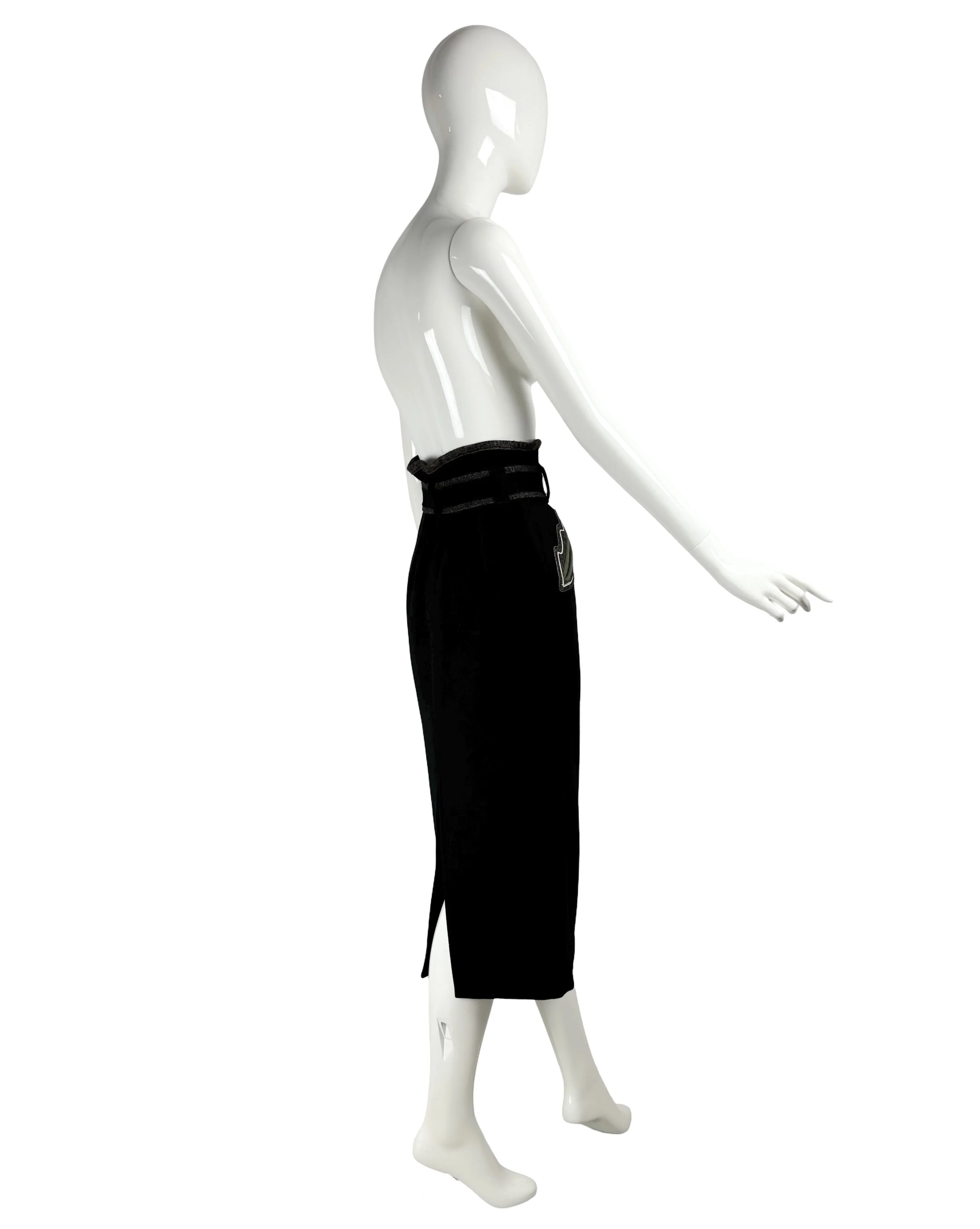 JPG-black-suit-9.jpg