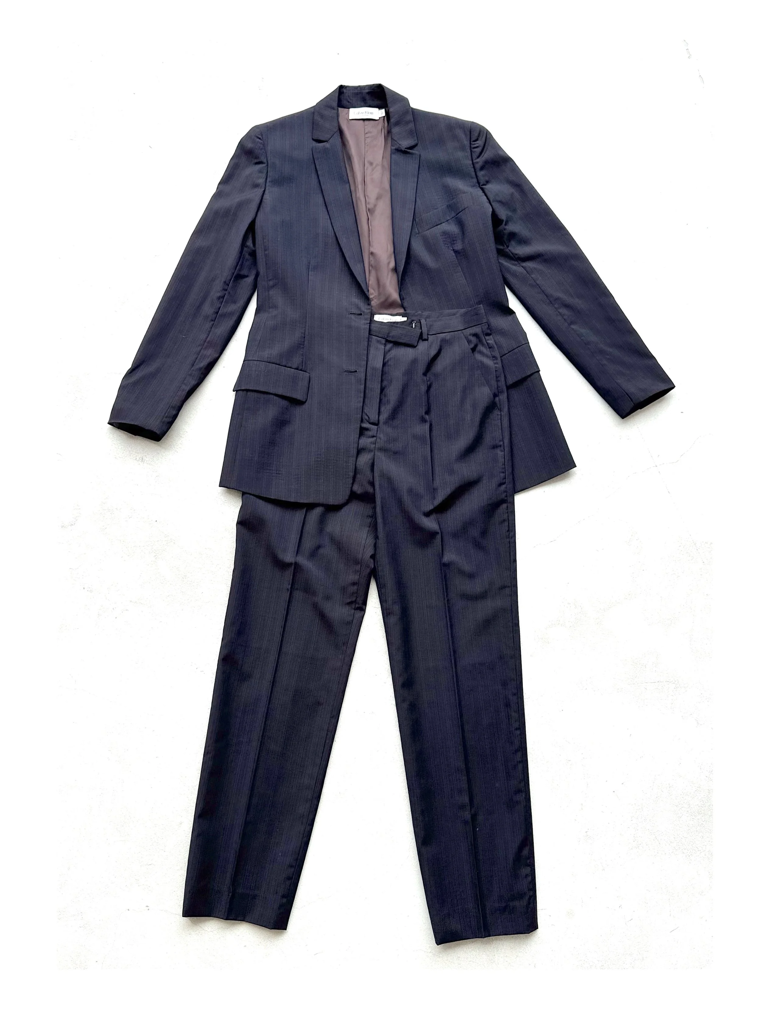 CK-katemoss-suit-9.jpg