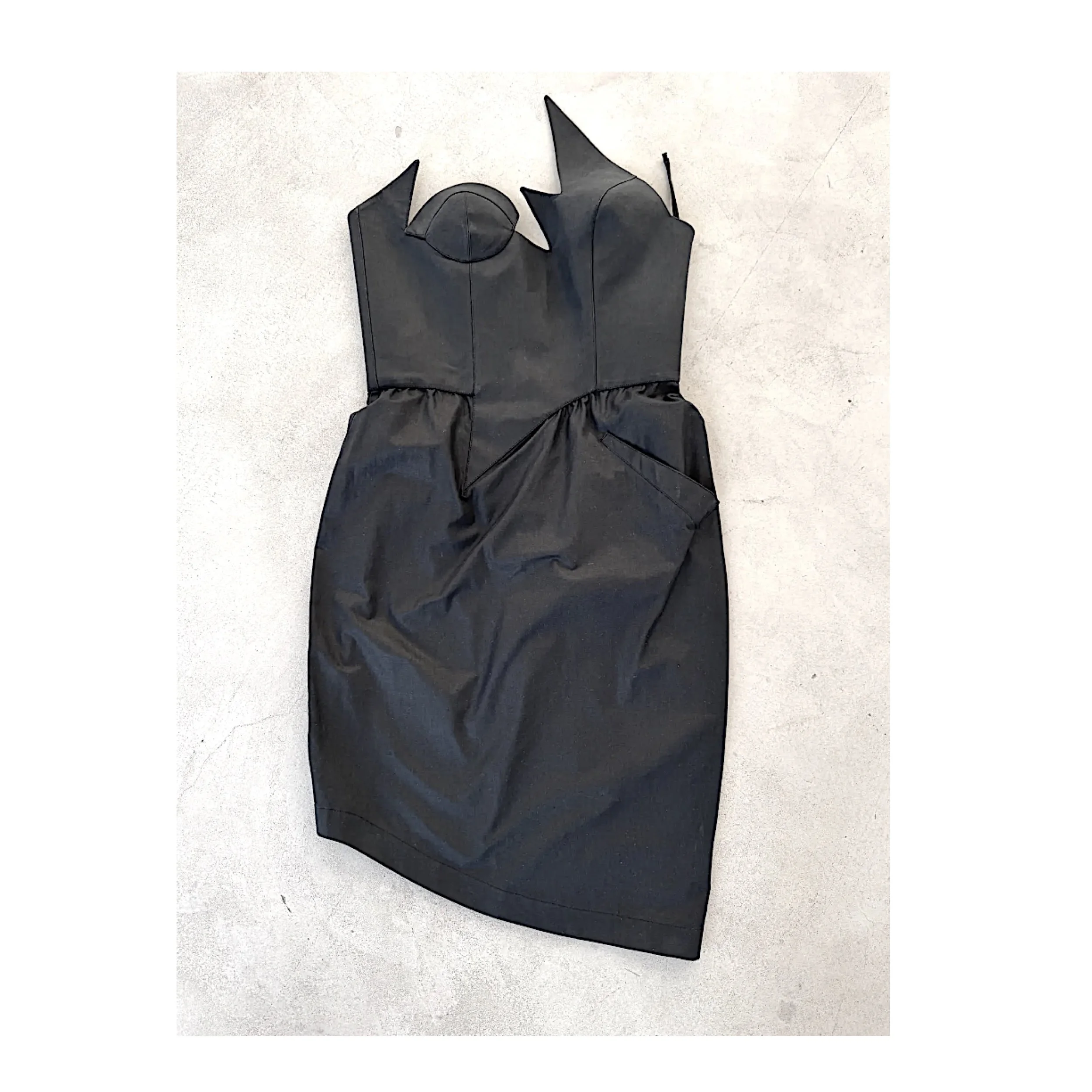 ThierryMugler-bustier-dress-vv-flat.jpg