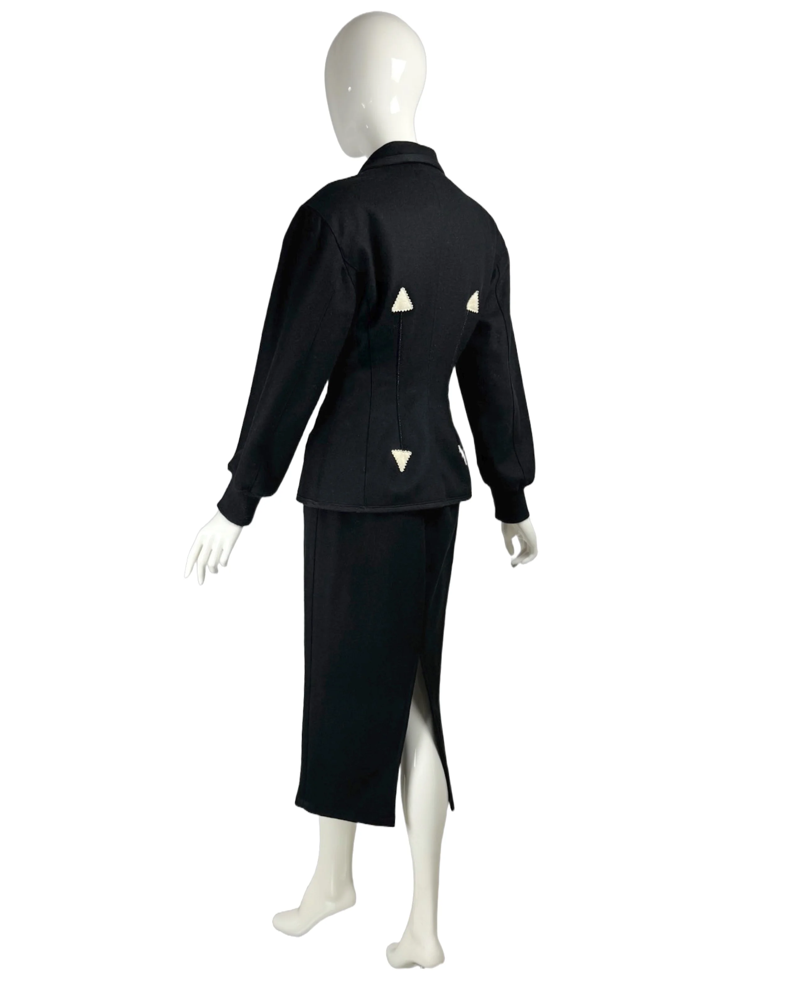 JPG-black-suit-7.jpg
