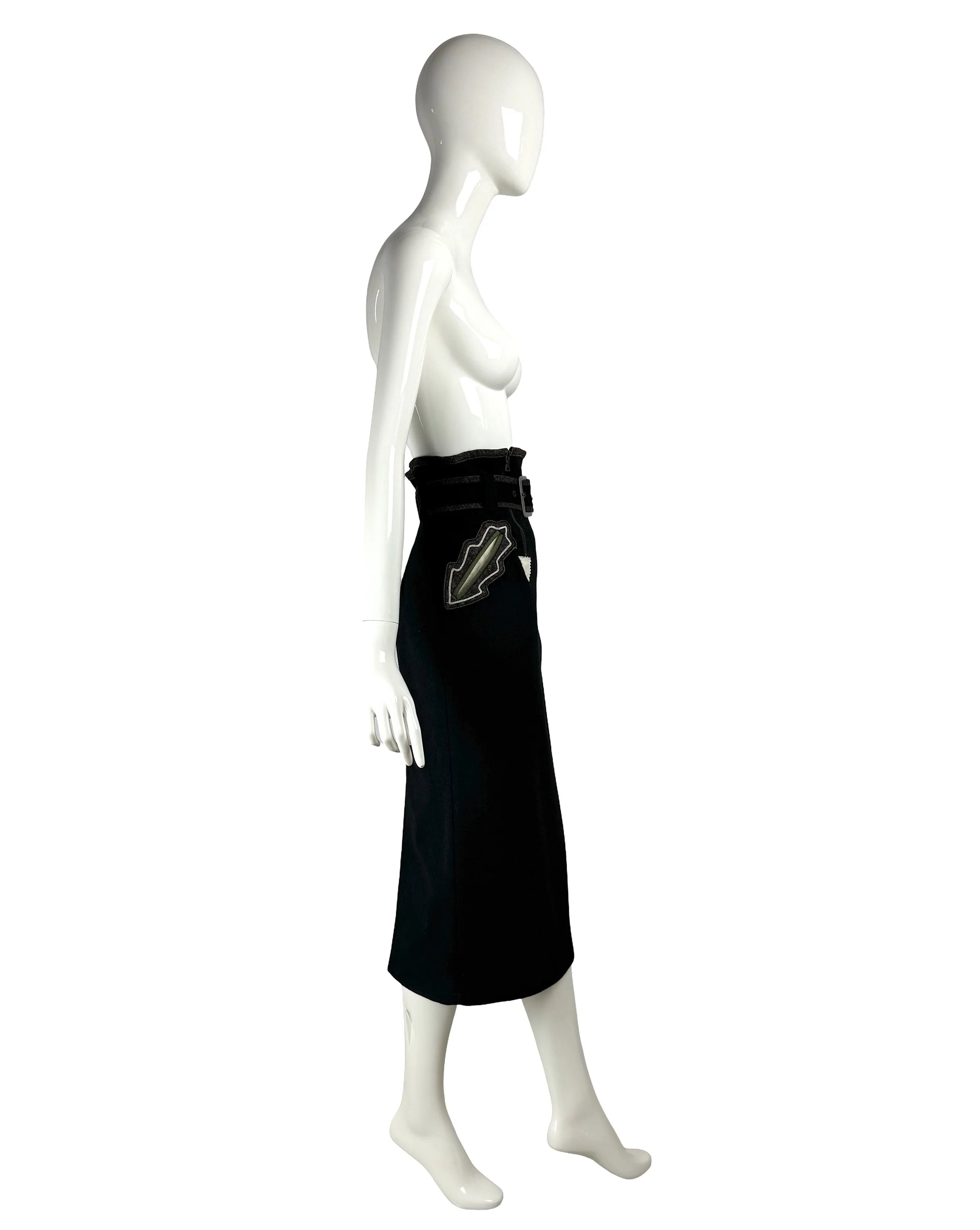 JPG-black-suit-10.jpg