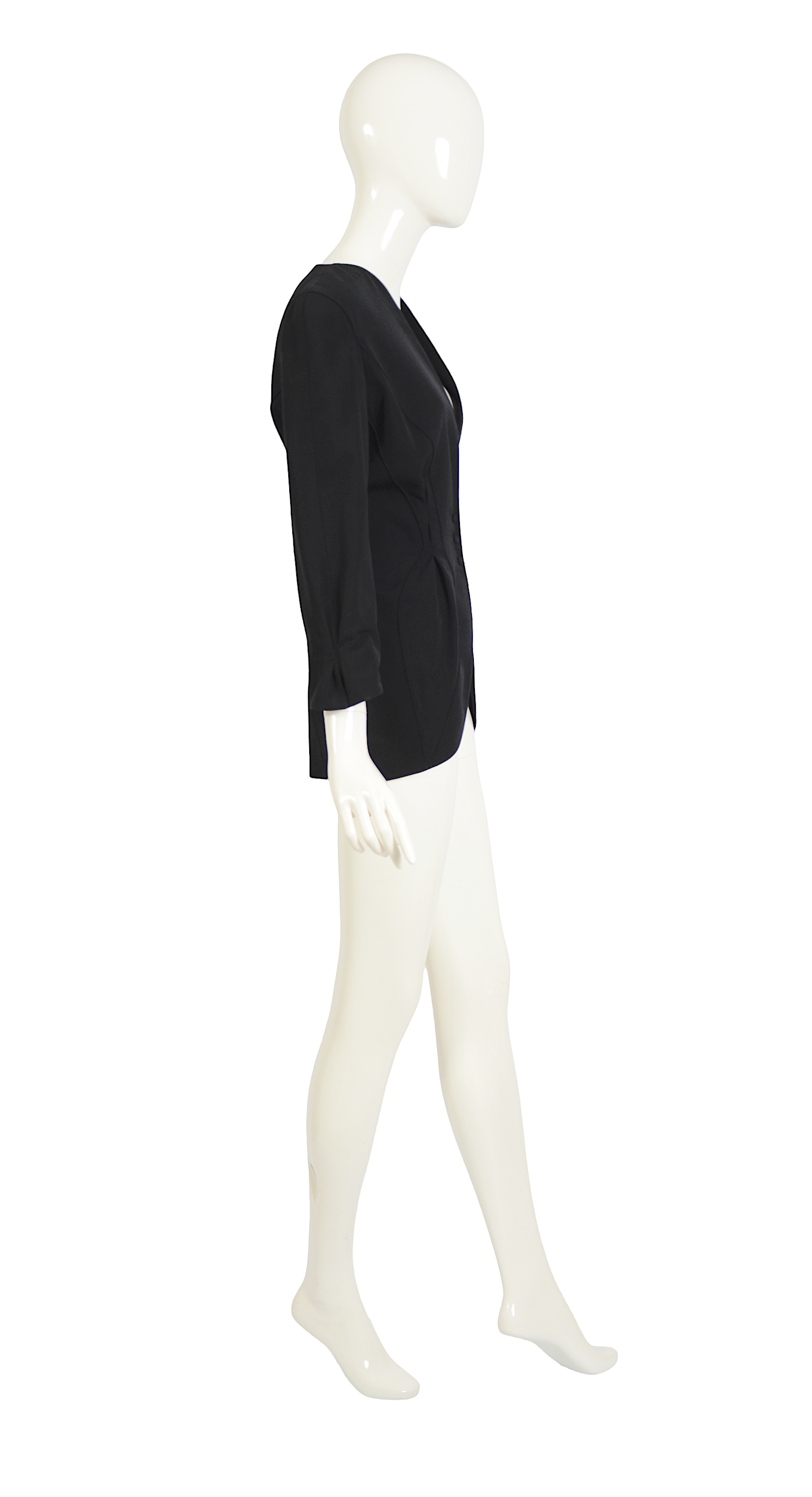 ThierryMugler-black-jacket-5.png