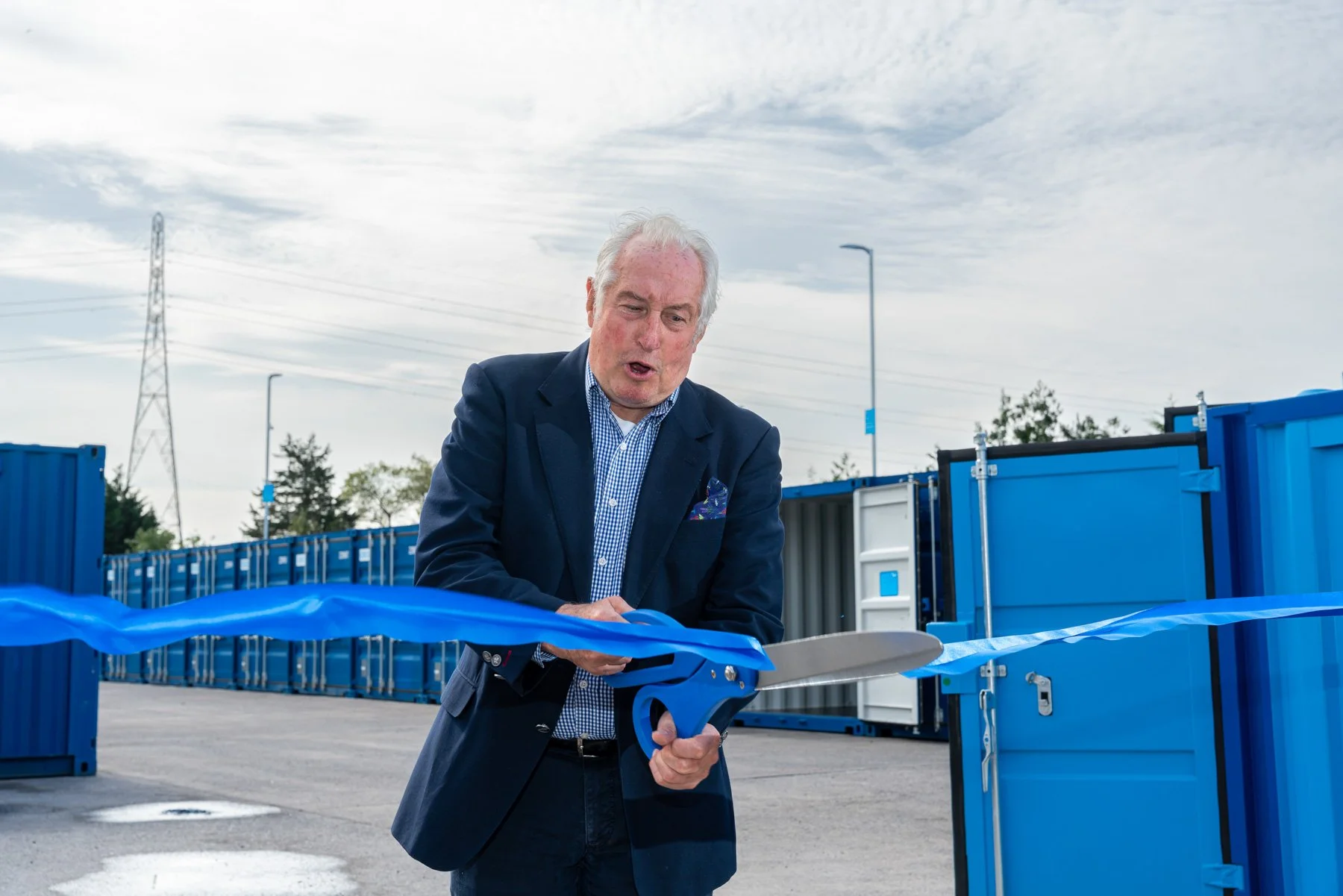 Blue Self Storage - Bridgend - burningred-102373 copy.jpg