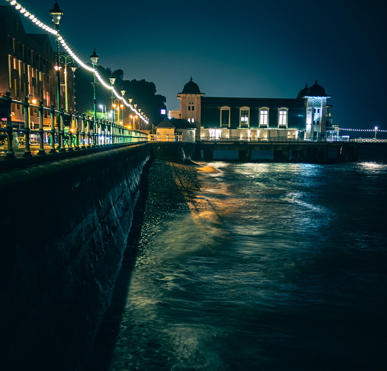 Penarth Pier - a late night wander and rainy photoshoot