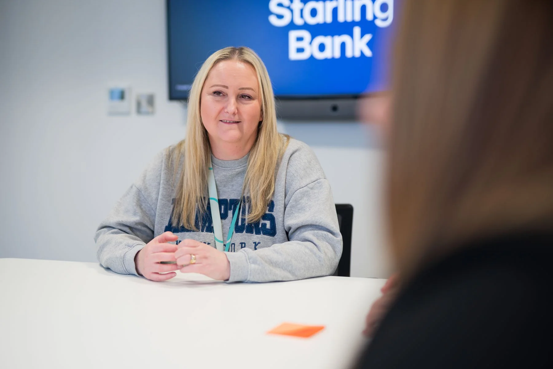 Starling-bank_Alex-mills_AM108039.jpg