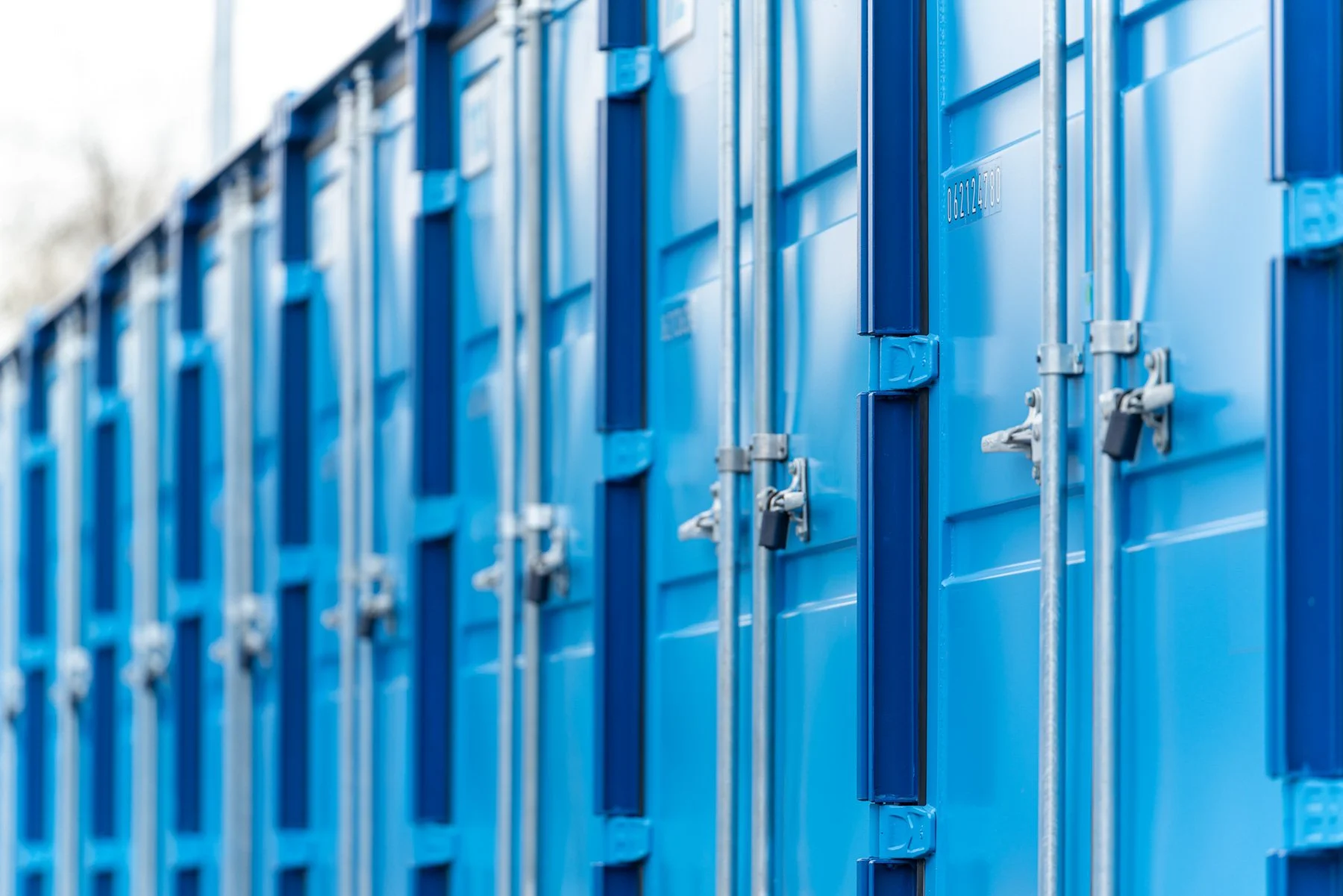Blue Self Storage - Bridgend - burningred-03602.jpg