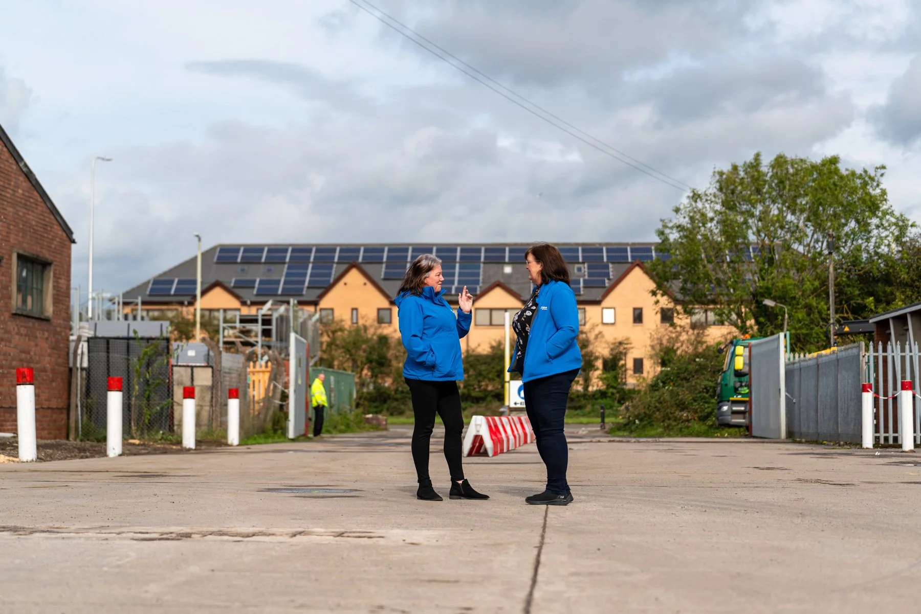 Blue Self Storage - Bridgend - burningred-03789 copy.jpg