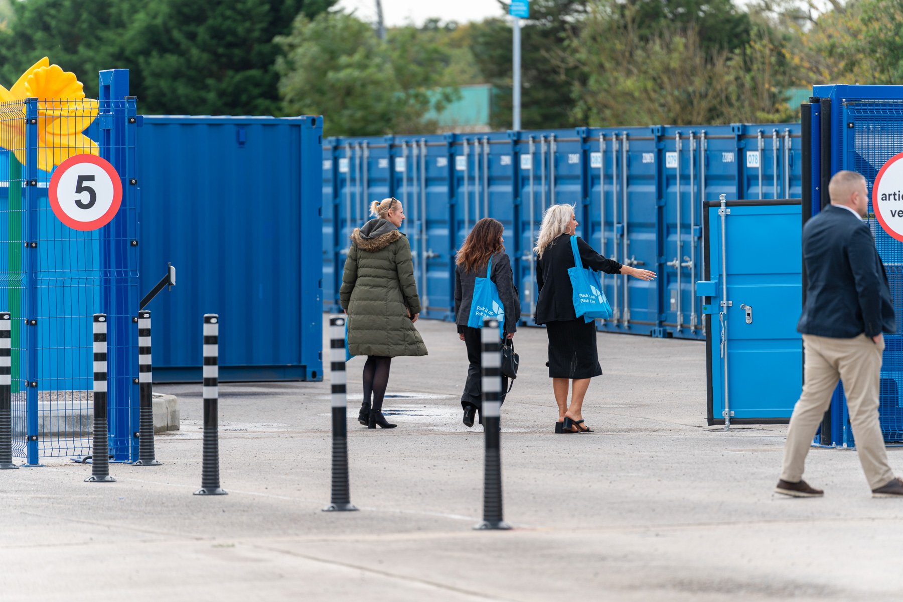 Blue Self Storage - Bridgend - burningred-03723 copy.jpg