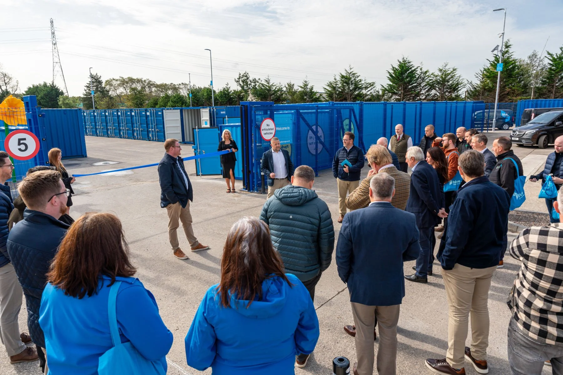 Blue Self Storage - Bridgend - burningred-102362 copy.jpg