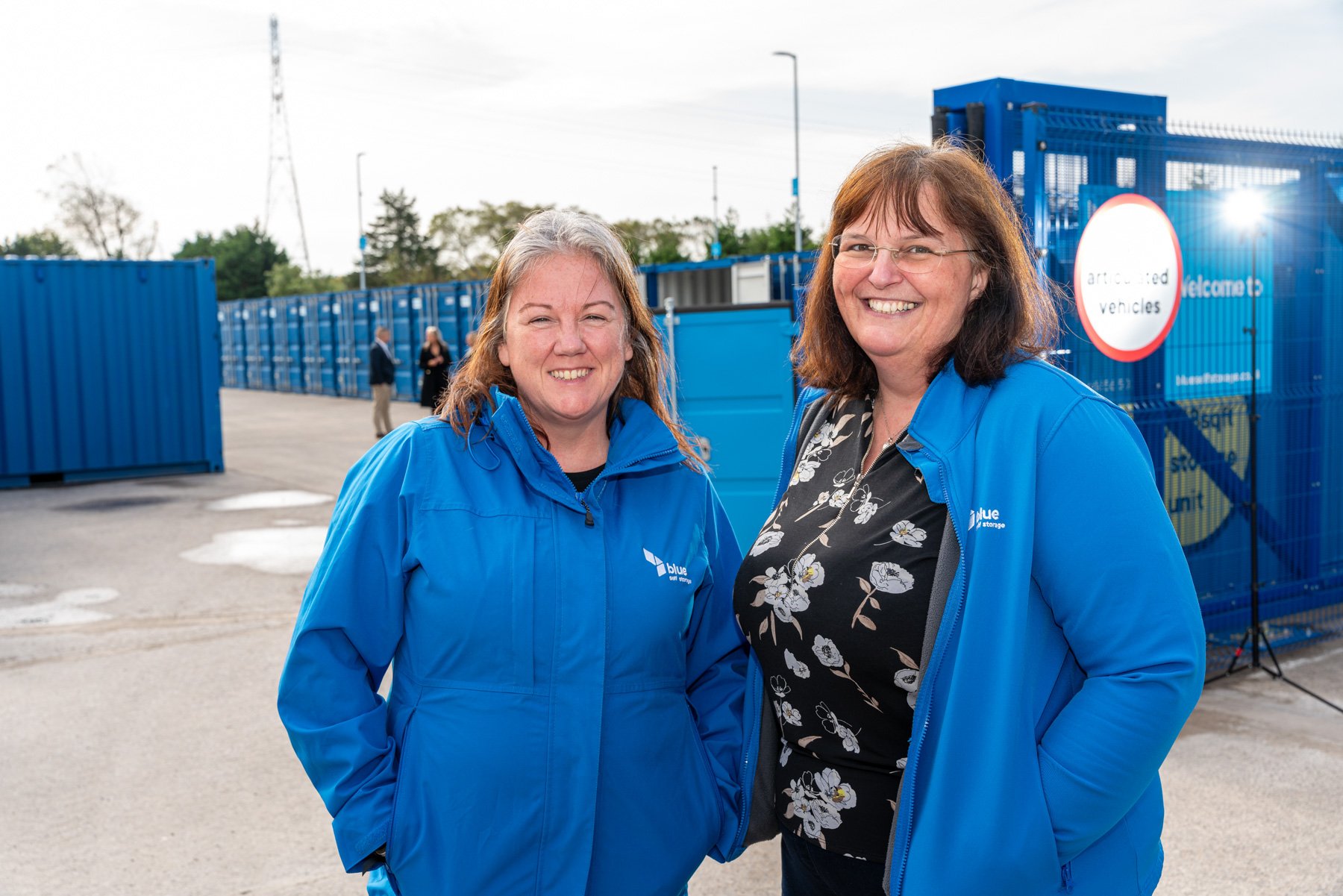 Blue Self Storage - Bridgend - burningred-102338 copy.jpg