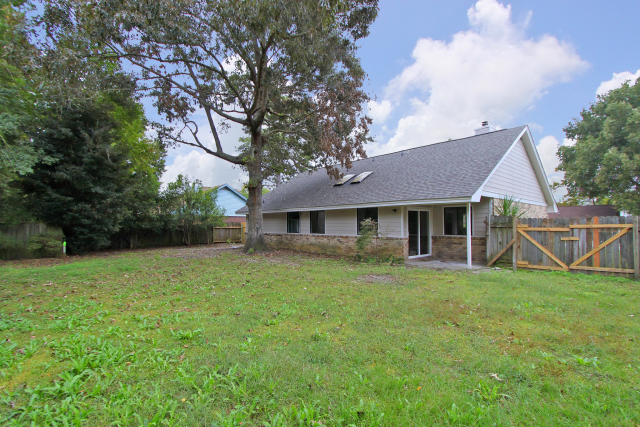 8138 N. Ridgebrook Dr (26)0026.JPG