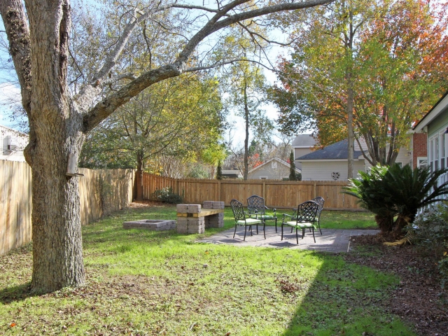 walk_801 Deytens Rd (6)_resampled.jpg