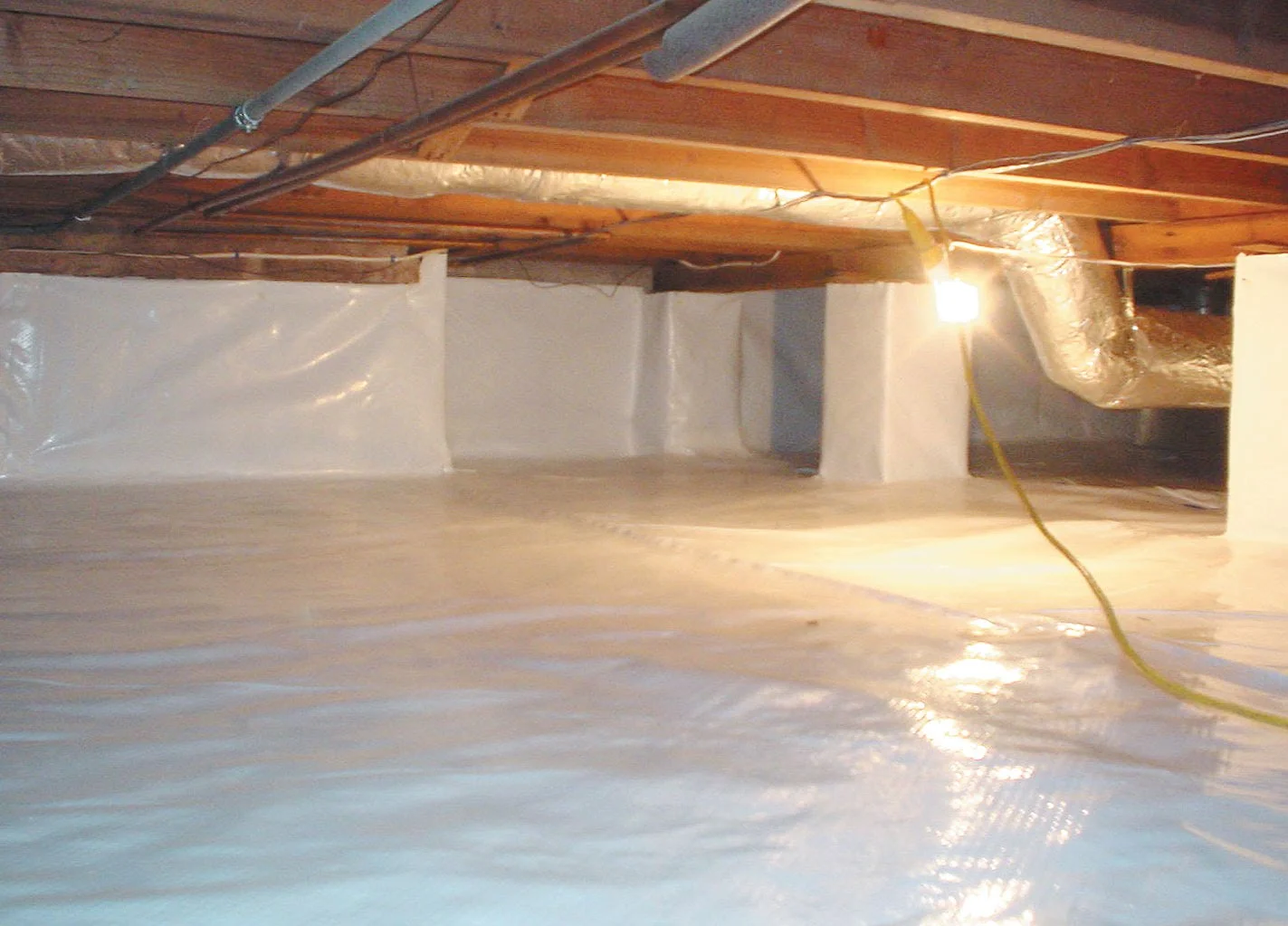 crawl-space-encapsulation-1.jpg