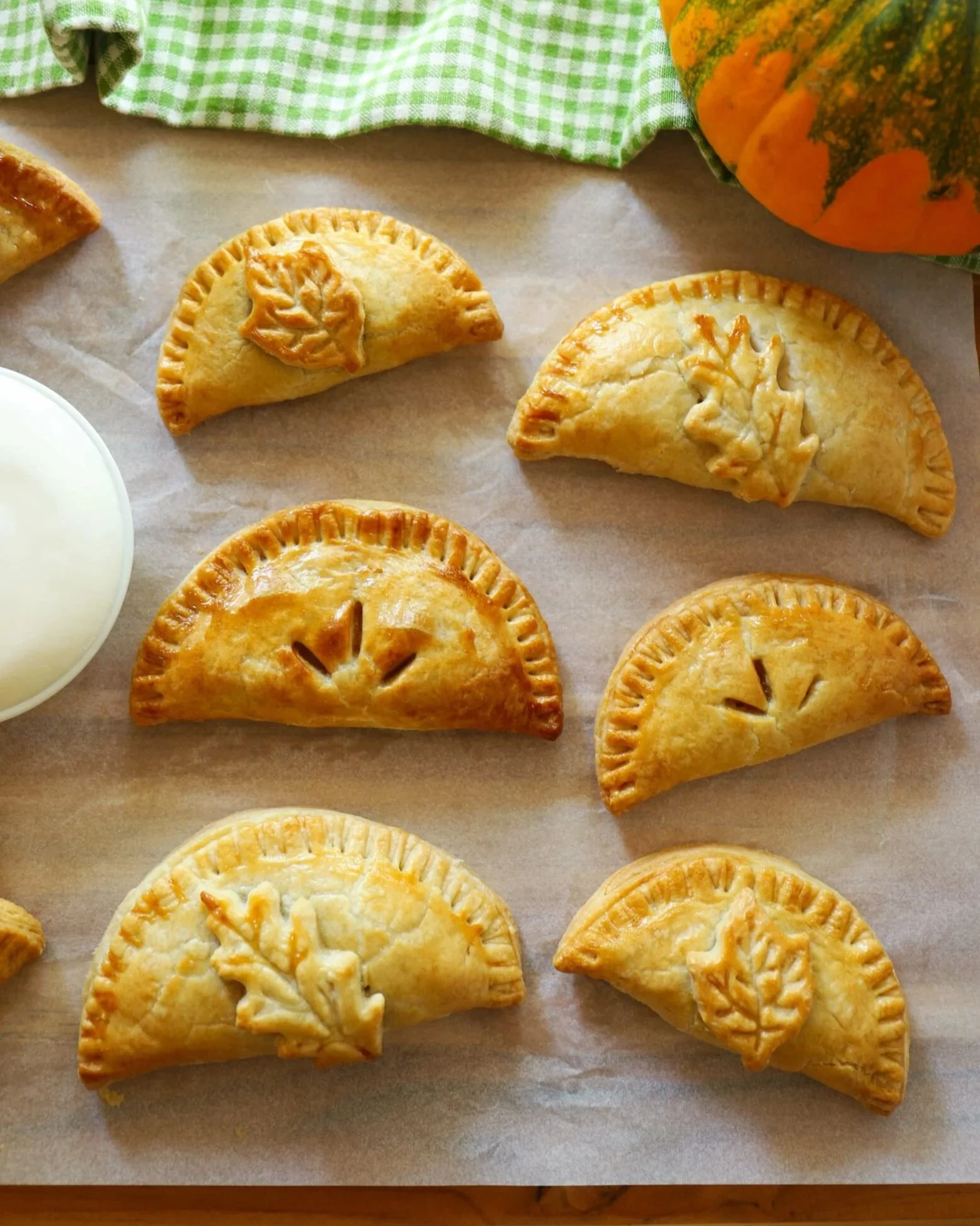 Pumpkin-Hand-Pies.jpg