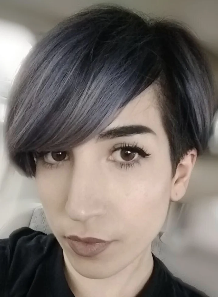 Mariam Almatrood 360.947.6951 @hairartbymariam Stylist