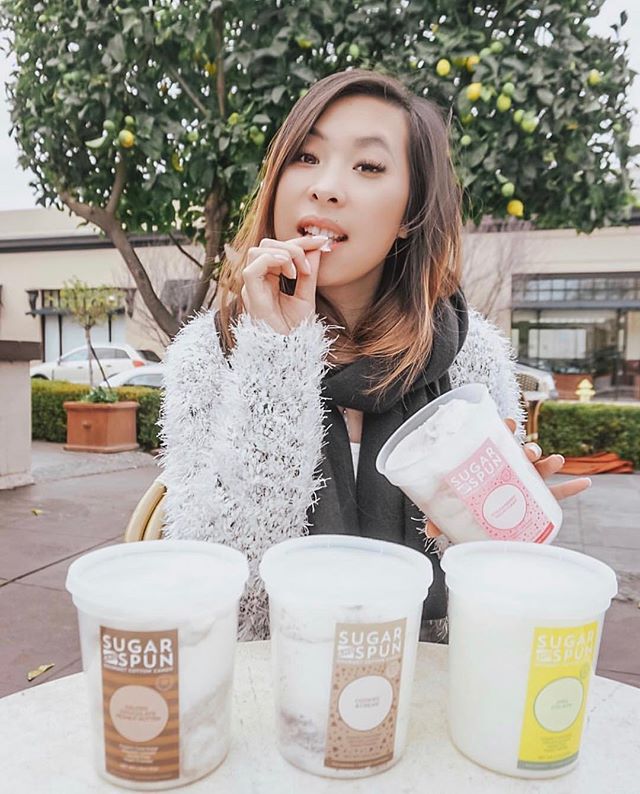 need an extra pick-me-up while you get used to the daylight savings time change? our cotton candy will do the trick!

photo cred 📸: @_mngx

#sweettreat #pickmeup #sugarandspun
.
.
.
.
.
#cottoncandy #lifeissweeter #lifeissweet #gourmetcottoncandy #o
