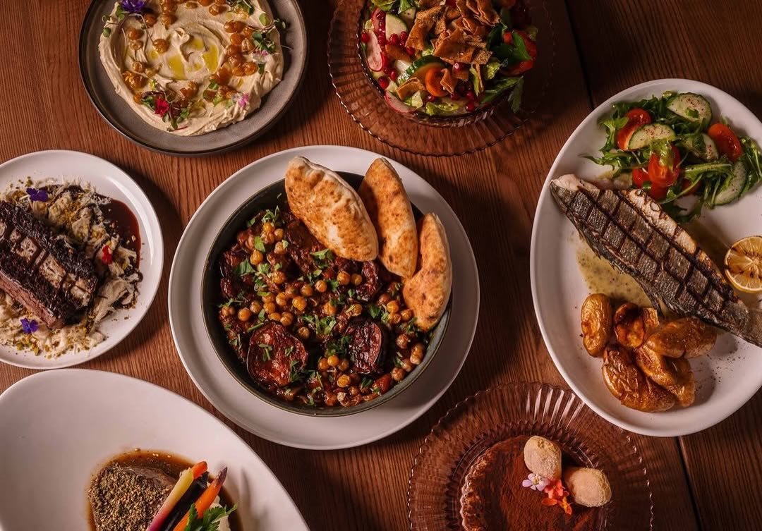 It&rsquo;s GIVEAWAY time! 🎉 Win a $50 gift card to @beymediterranean and celebrate Roswell Restaurant Weeks in style.

How to enter:
1. Like this post
2. Follow @roswelleatsandsips and @beymediterranean 
3. Tag two friends in the comments

✨ BONUS E