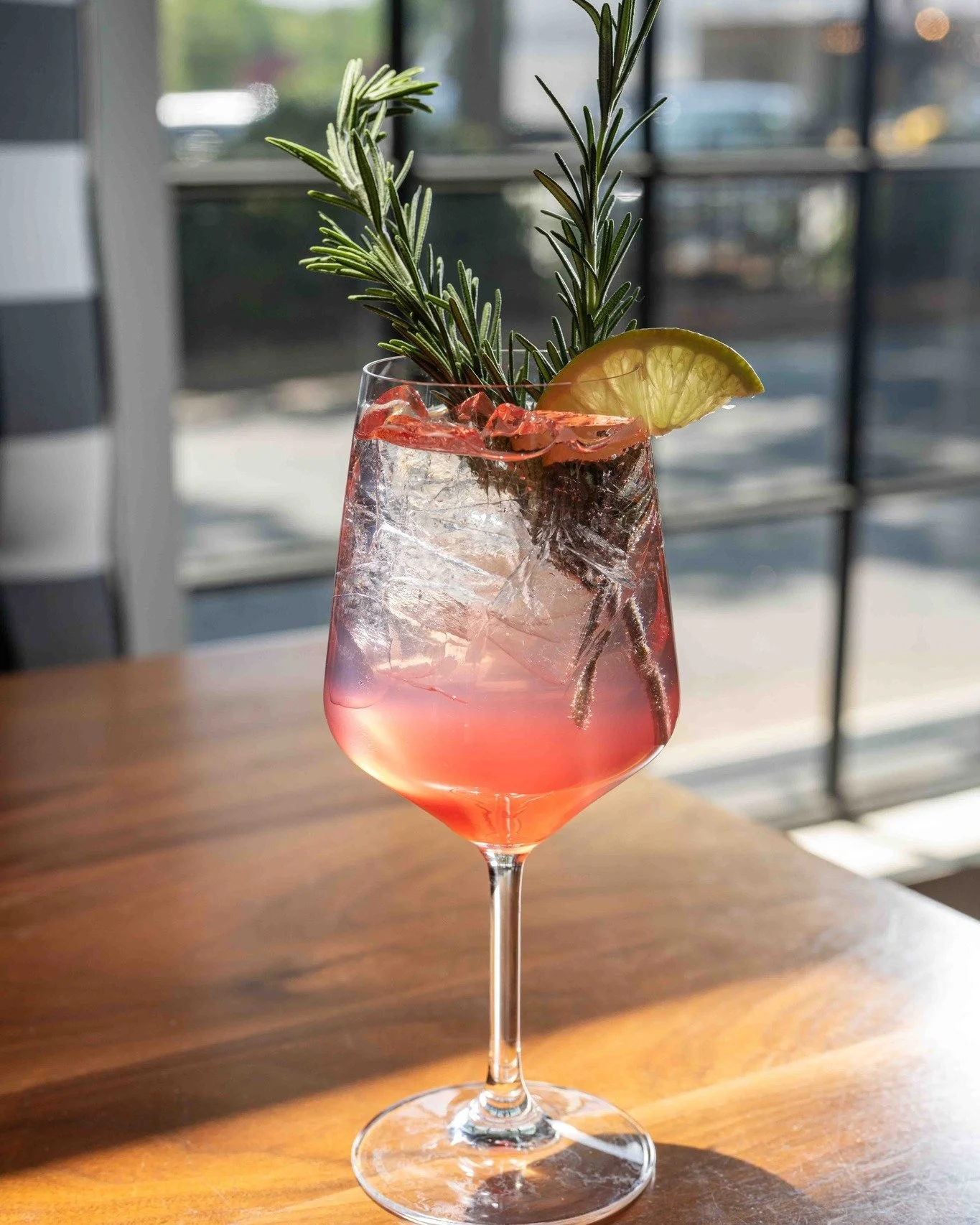 A garden party in a glass is waiting at @ippspastaria_roswell 🌿🍋✨

Meet the Summer Garden Limoncello Spritz &mdash; a bright, garden-inspired sip made with floral elderflower, ros&eacute; gin, fresh strawberry sweetness, zesty limoncello, crisp pro